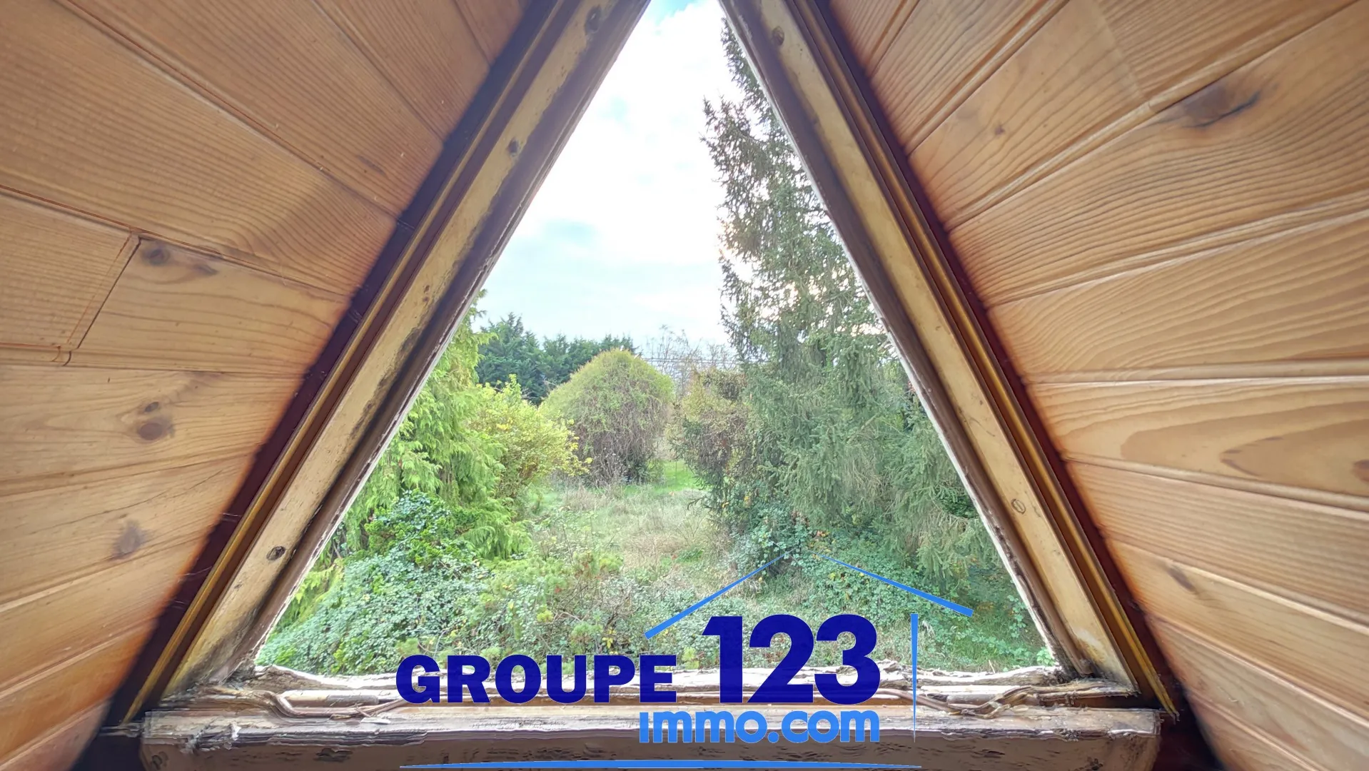 Maison à vendre à Valravillon avec grand terrain et 2 chambres 