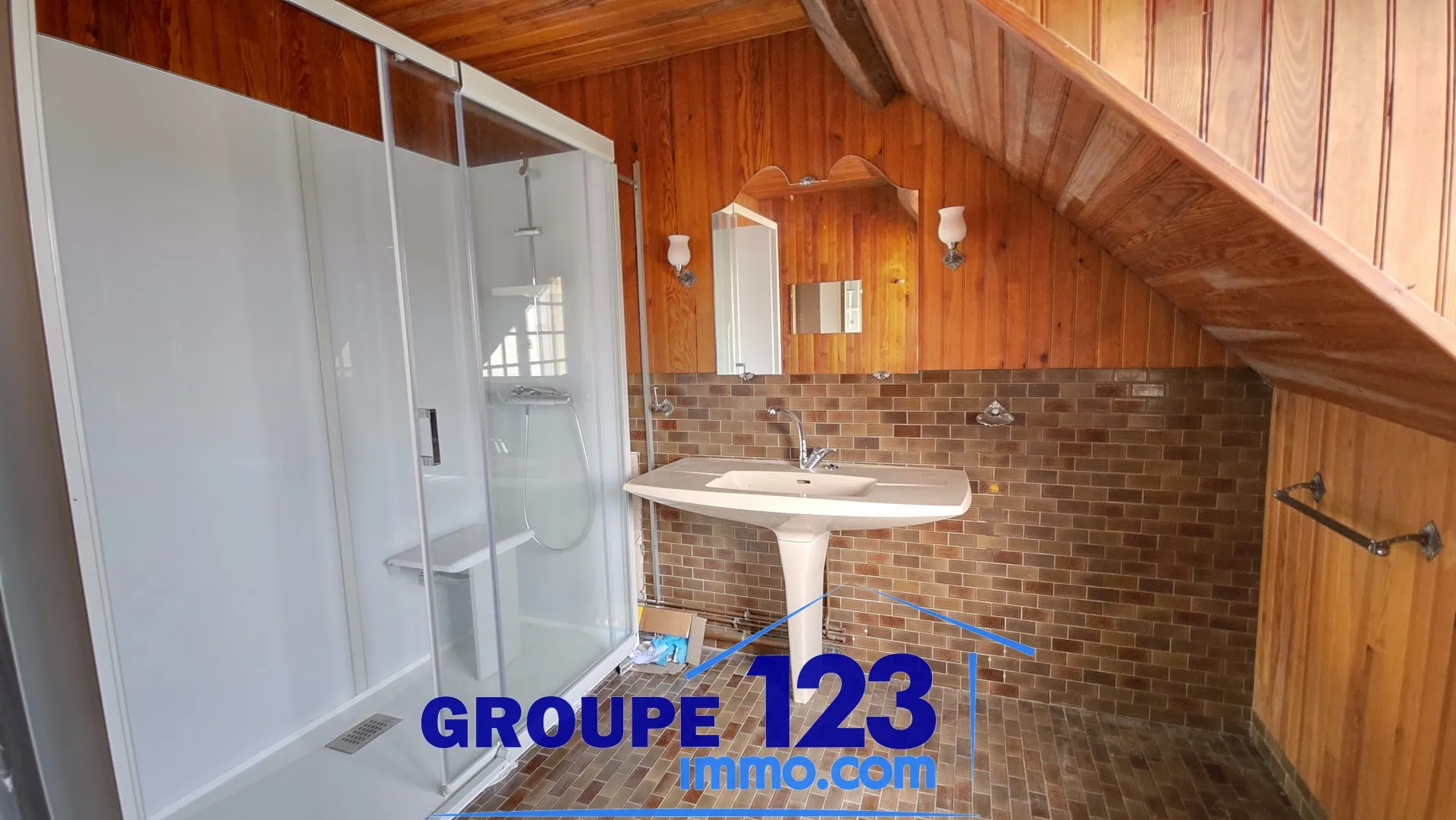 Maison à vendre à Valravillon avec grand terrain et 2 chambres 