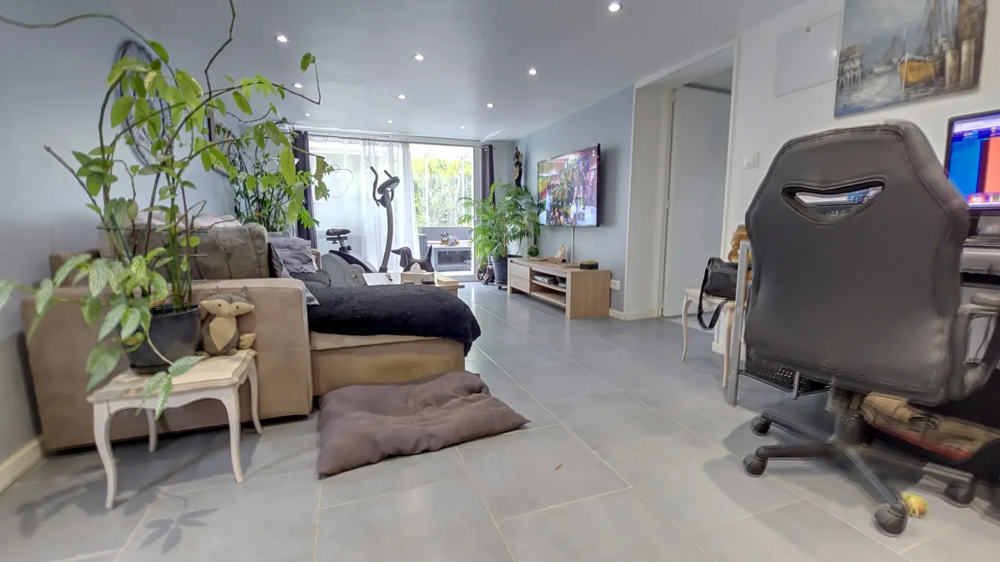 Maison avec deux appartements à vendre à Appoigny dans l'Yonne 