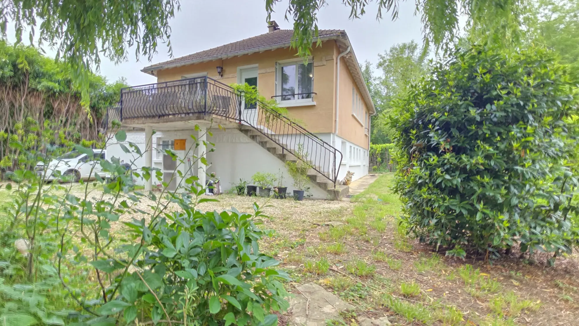 Maison avec deux appartements à vendre à Appoigny dans l'Yonne