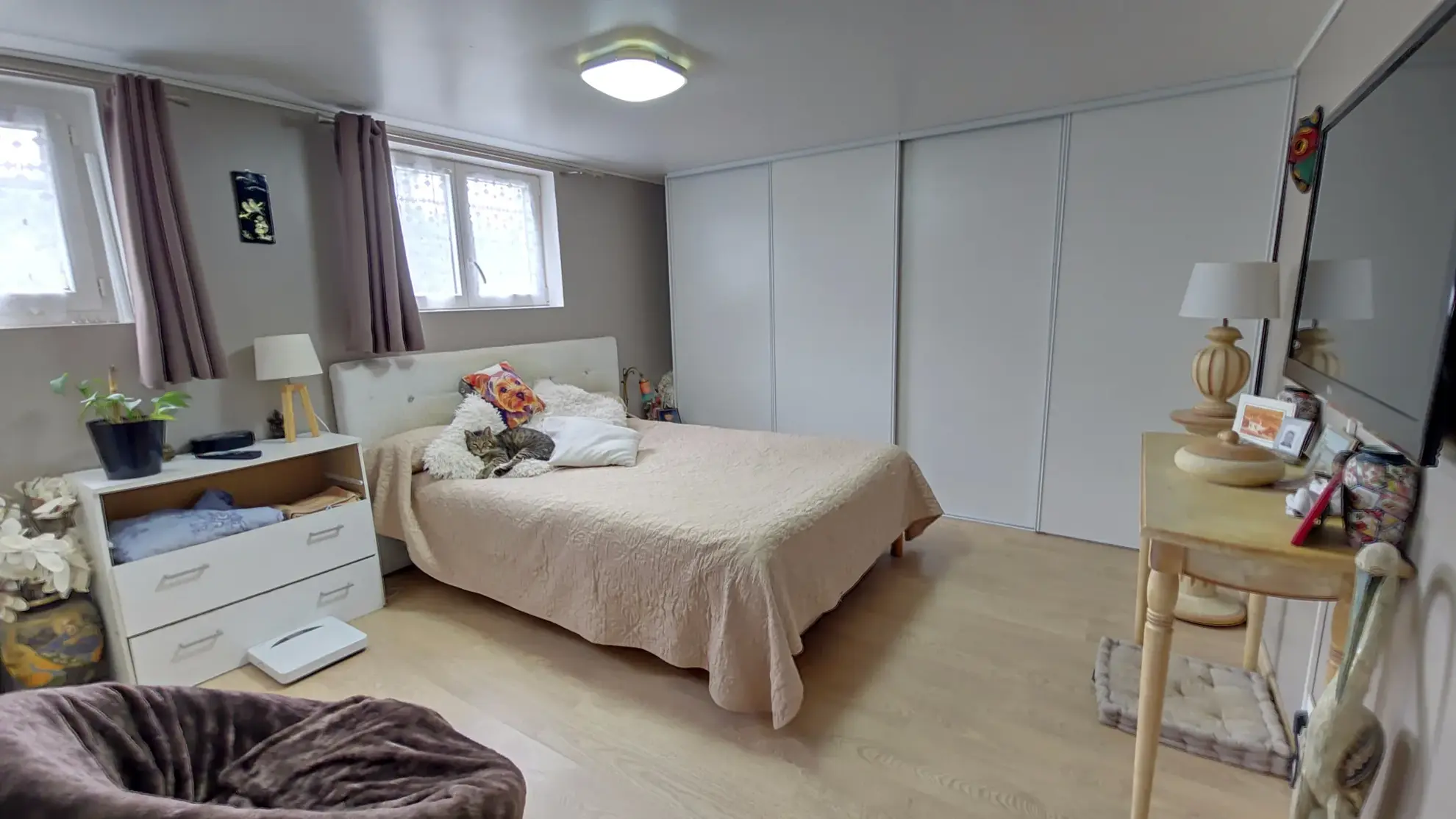 Maison avec deux appartements à vendre à Appoigny dans l'Yonne 