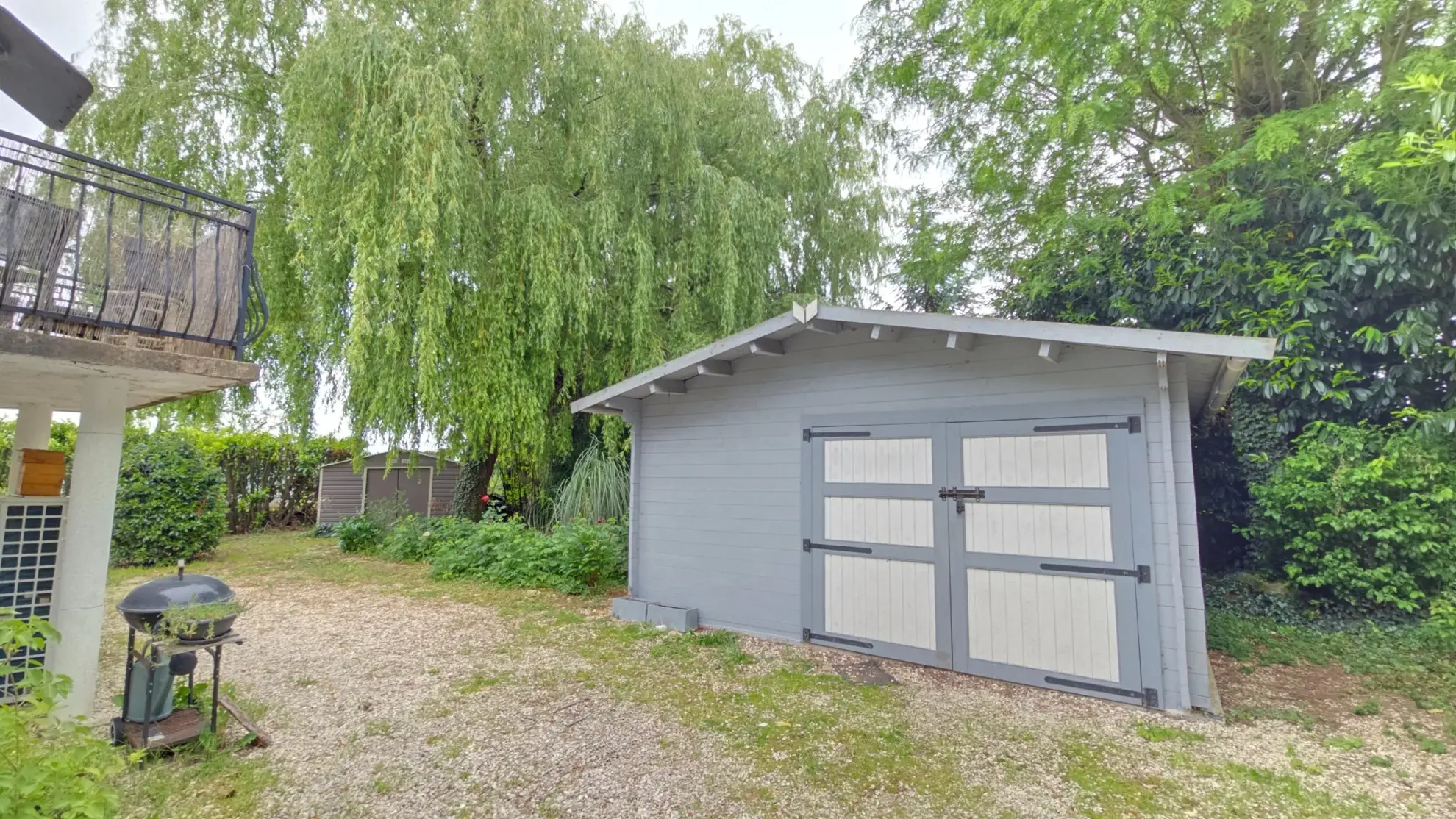 Maison avec deux appartements à vendre à Appoigny dans l'Yonne 