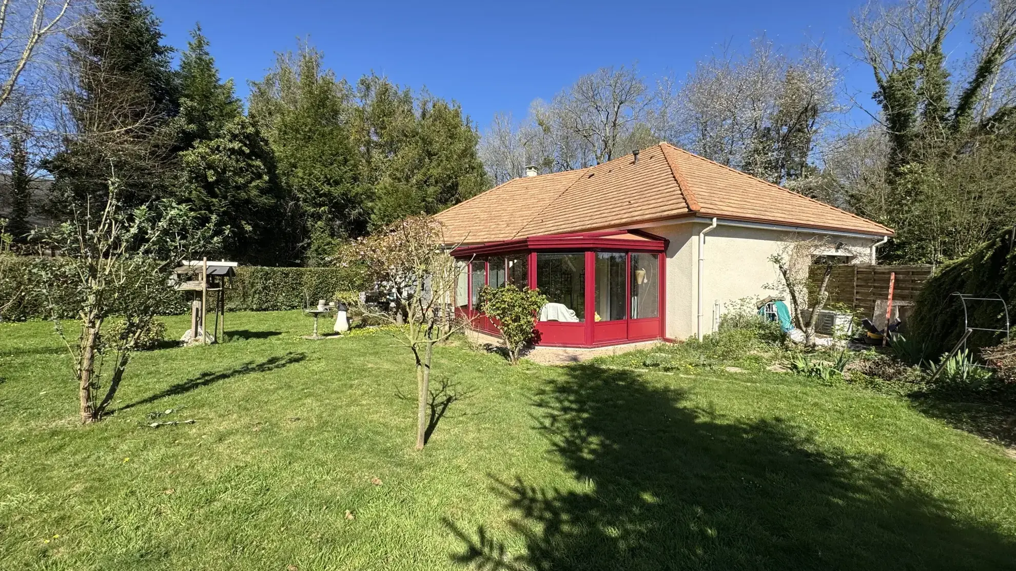 Maison de plain-pied à vendre à Beuzeville, 3 chambres, jardin, calme 