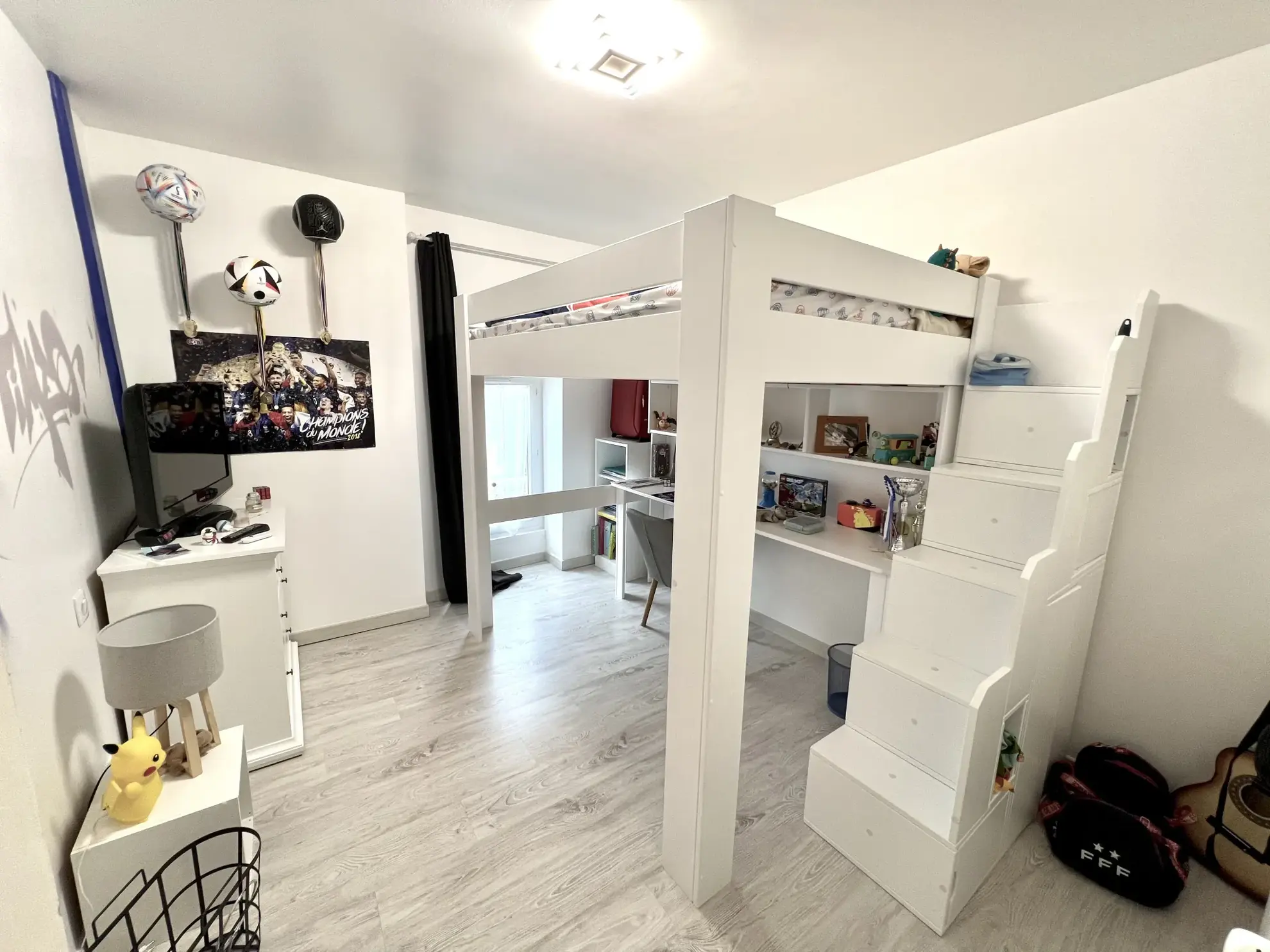 Immeuble de 262 m² à Cosnac idéal pour investissement immobilier et projet de rénovation 