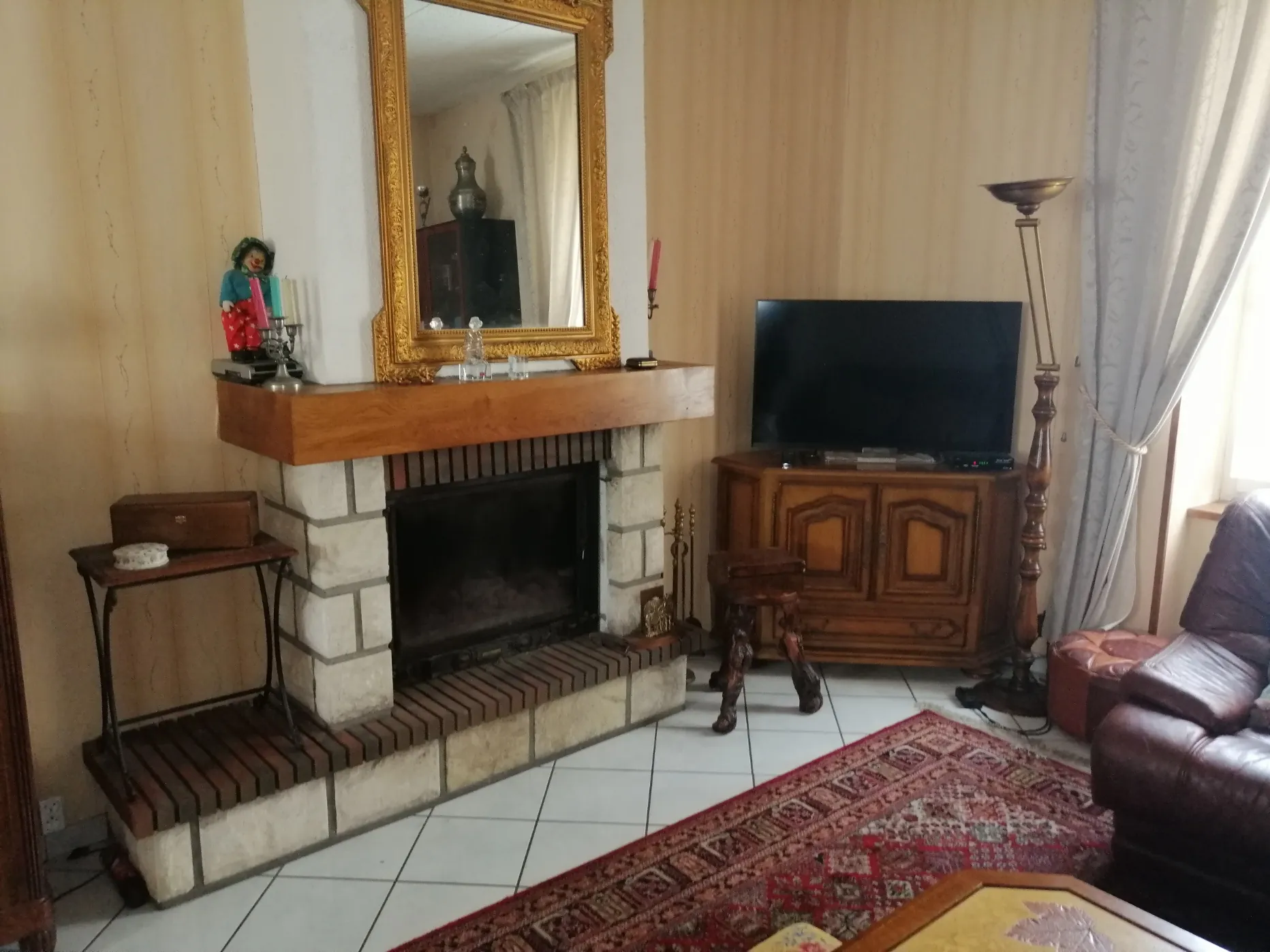 Maison à vendre à Nevers, 121 m², jardin, garage, à rénover 