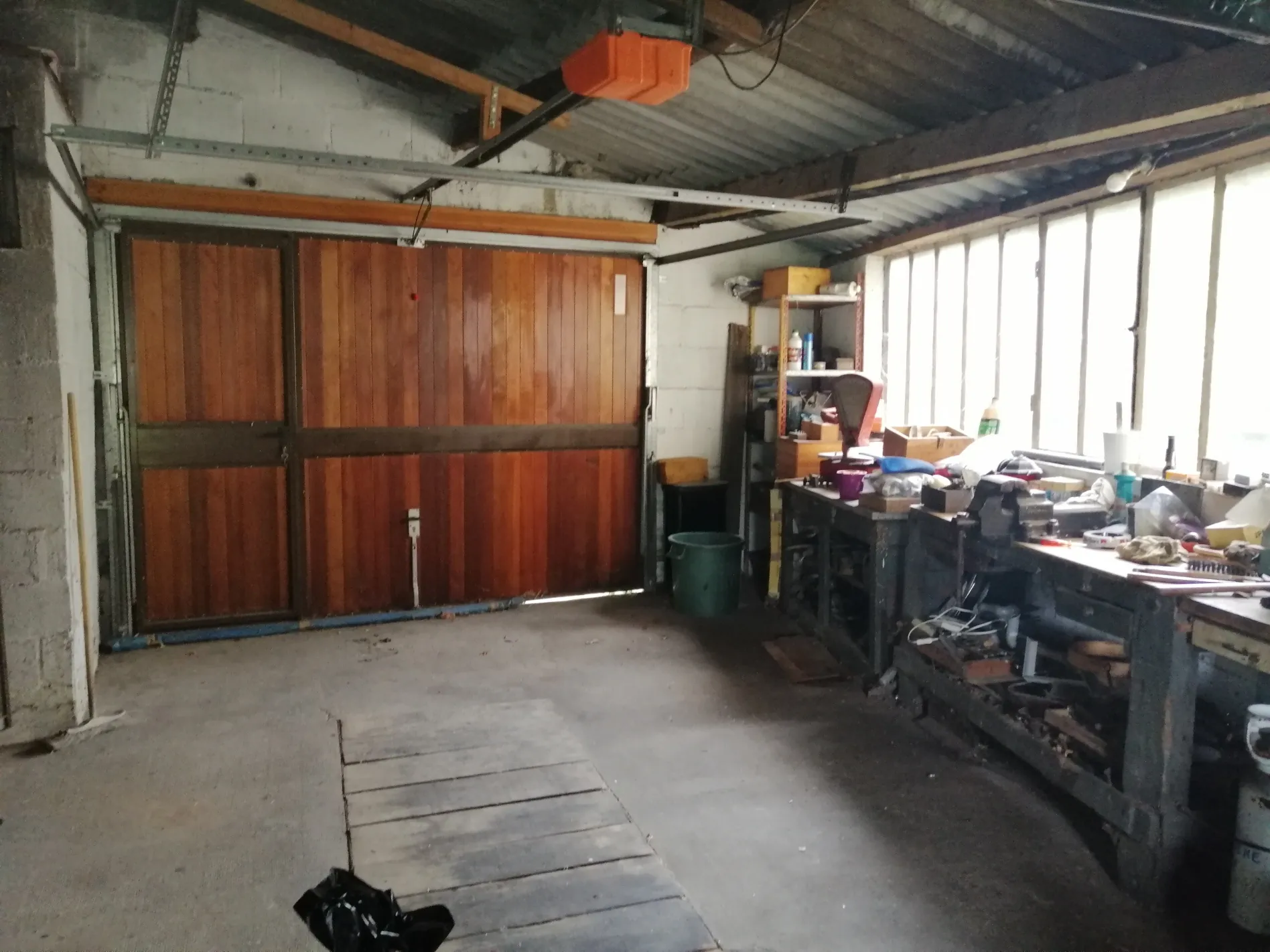 Maison à vendre à Nevers, 121 m², jardin, garage, à rénover 