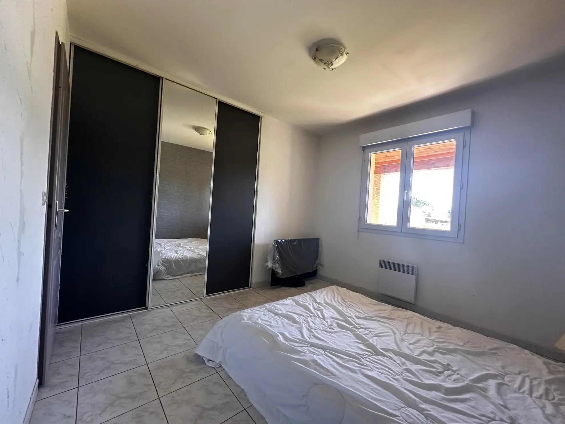 Maison de plain-pied avec piscine et garage à Trèbes - 90 m² 