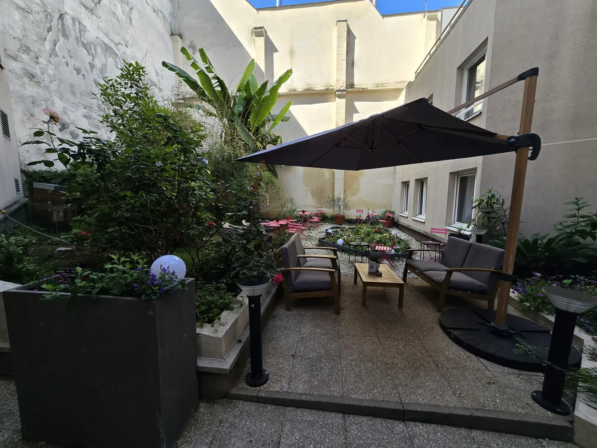 Studio meublé de 16,2 m² à Paris 19e avec bail commercial jusqu'en 2026 