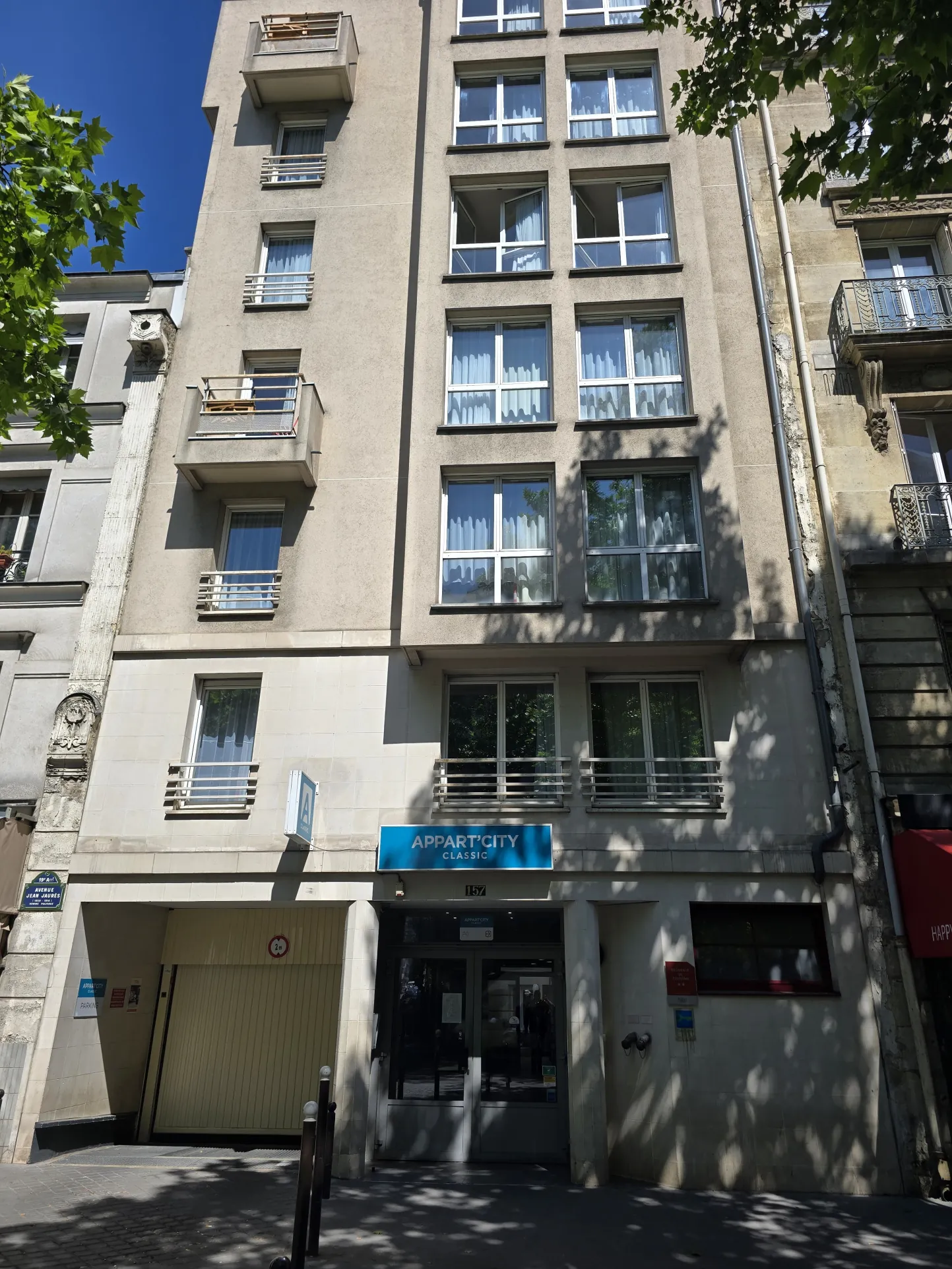 Studio meublé de 16,2 m² à Paris 19e avec bail commercial jusqu'en 2026