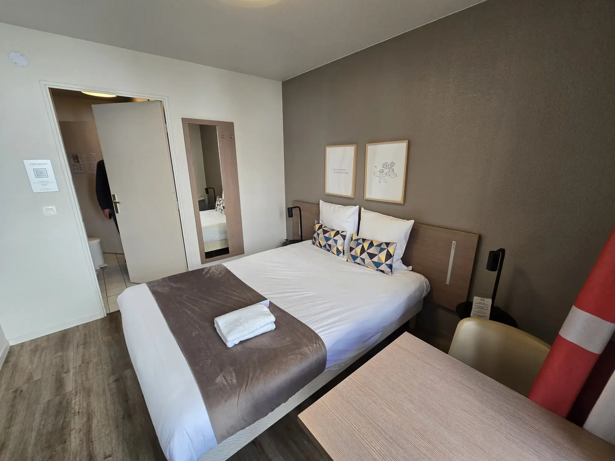 Studio meublé de 16,2 m² à Paris 19e avec bail commercial jusqu'en 2026 