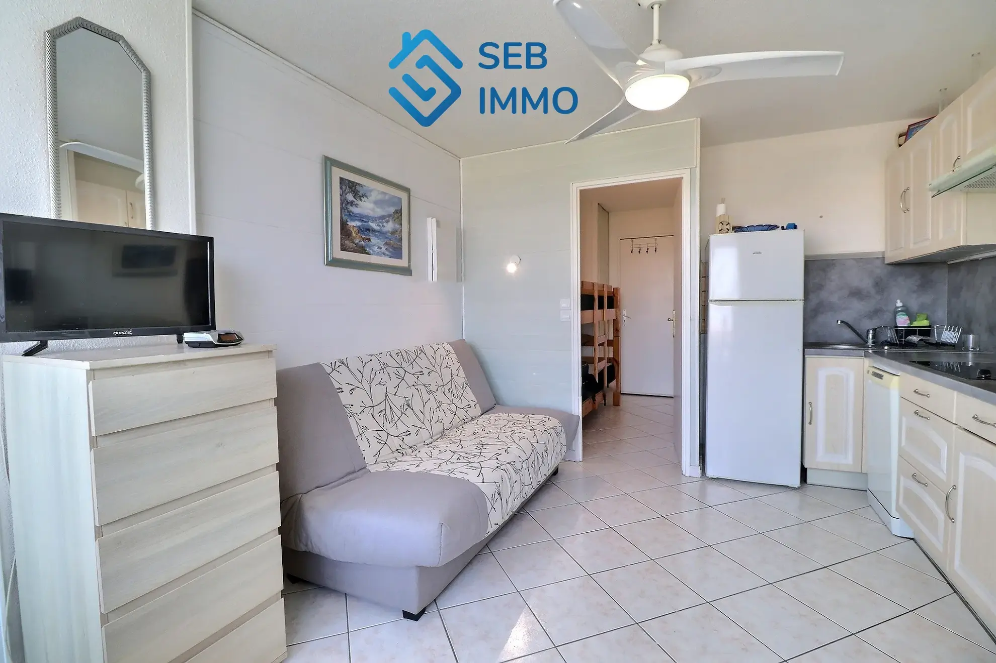 Vente d'un studio en front de mer à Saint-Cyprien avec loggia et stationnement sécurisé 