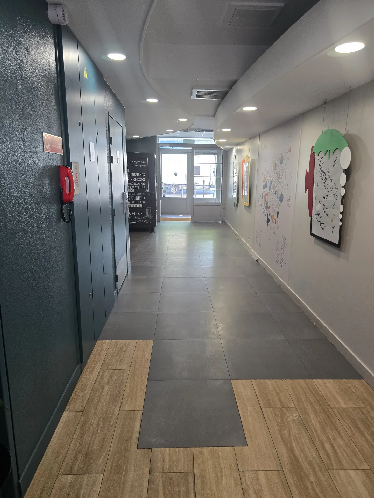 Studio meublé de 16,2 m² à Paris 19e avec bail commercial jusqu'en 2026 