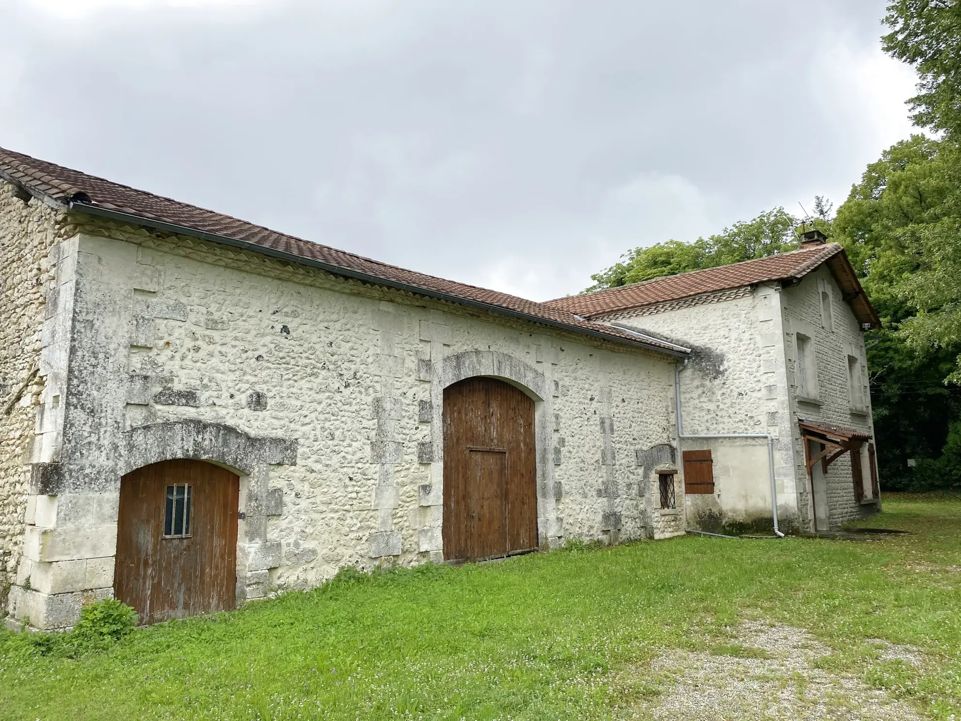 Belle maison de 125 m² avec grange attenante en Périgord Vert près de Périgueux