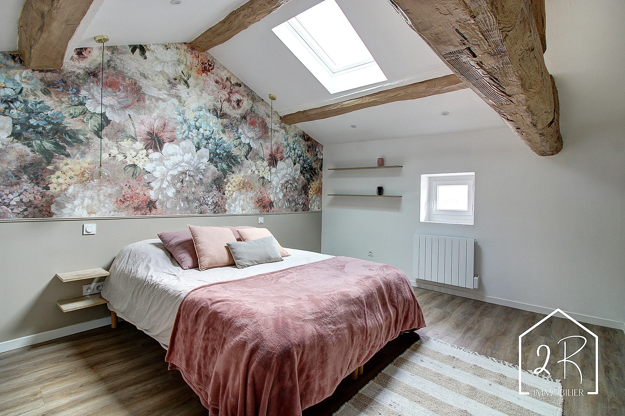 Maison de 103 m² avec terrasse à Les Roches-de-Condrieu – Rénovation récente et qualité 