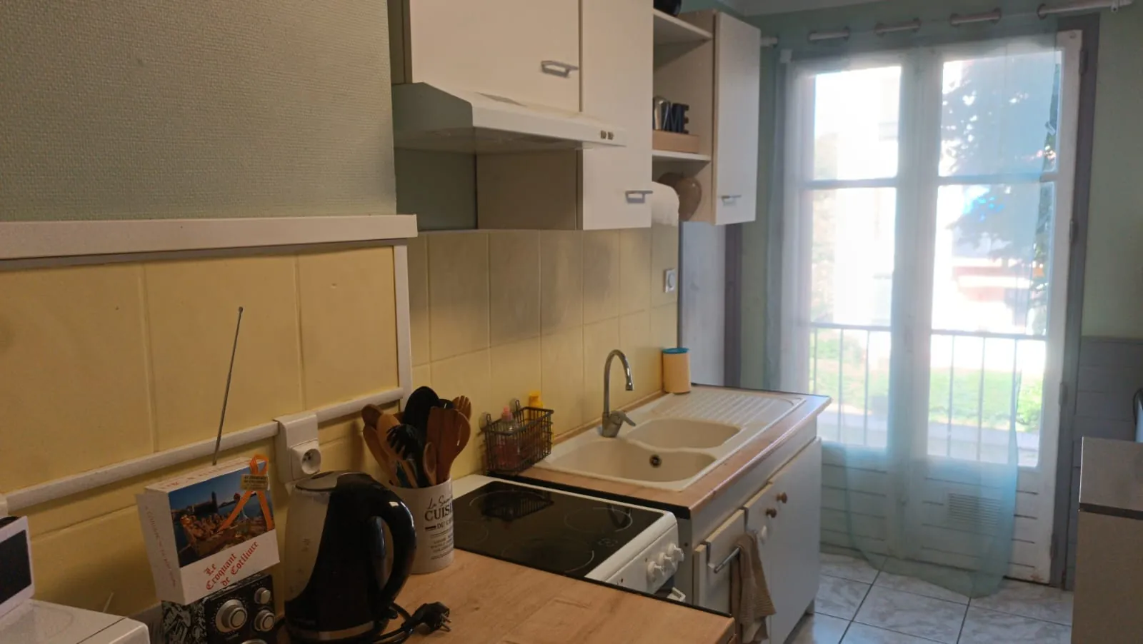 Appartement T4/5 à Perpignan avec terrasse, parking et cave 