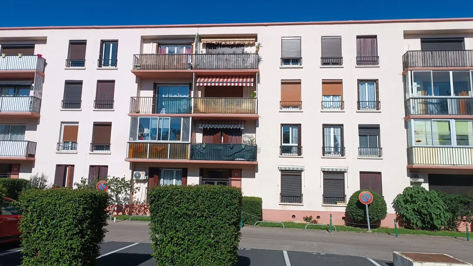 Appartement T4/5 à Perpignan avec terrasse, parking et cave 