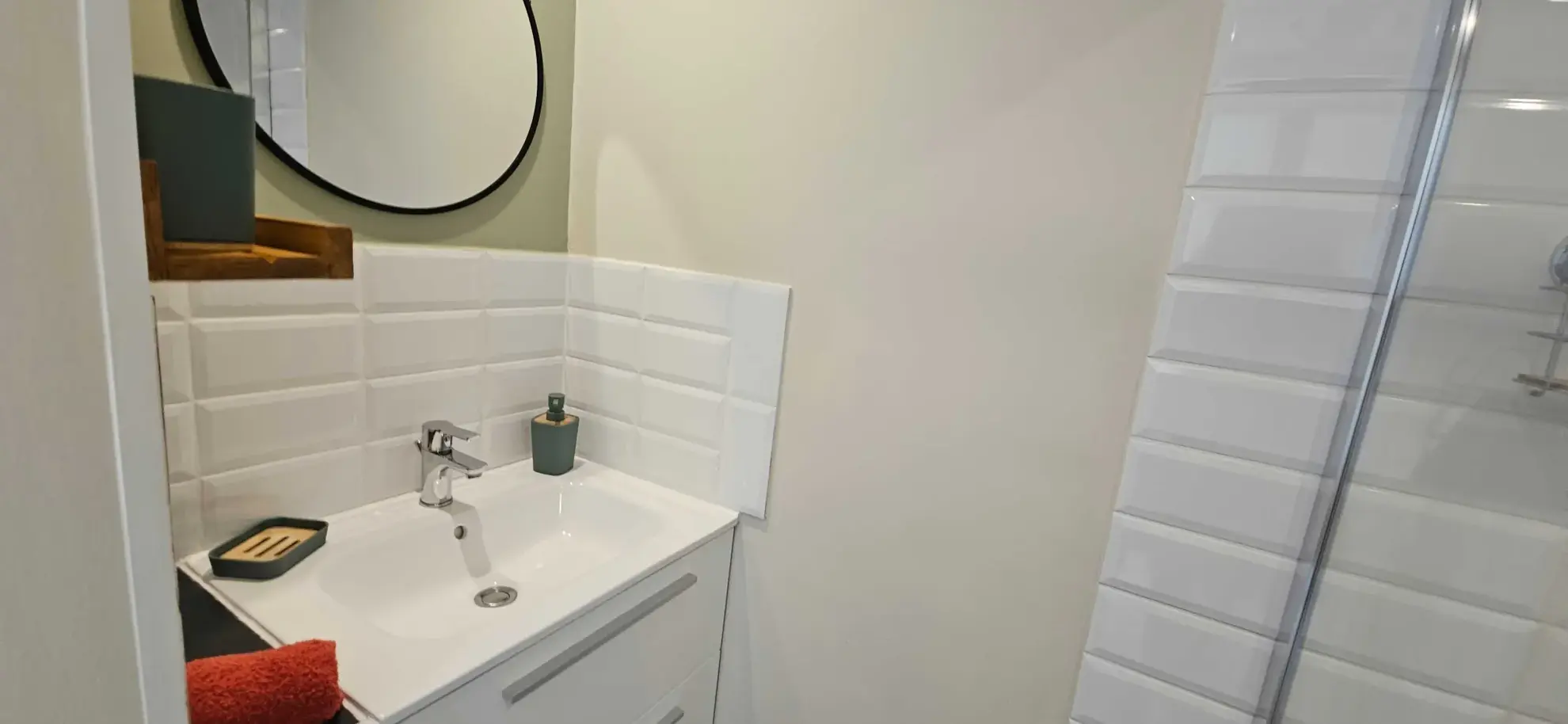 Studio meublé avec vue mer, terrasse et jardin au Diamant 