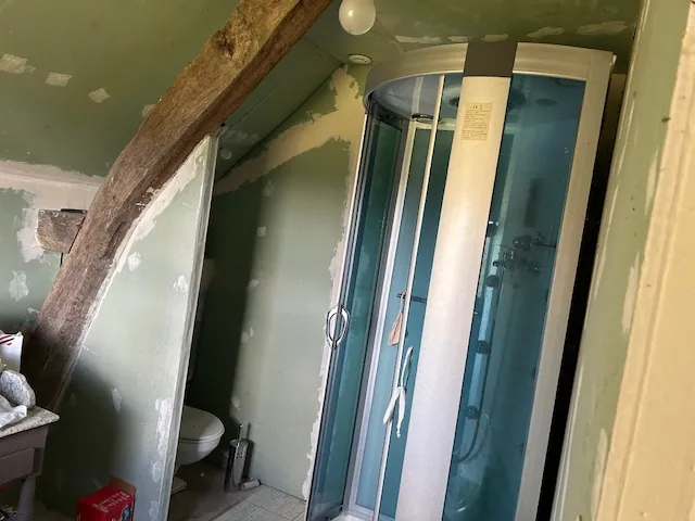 Maison à rénover de 176m² avec grand terrain à Montaner (64) 