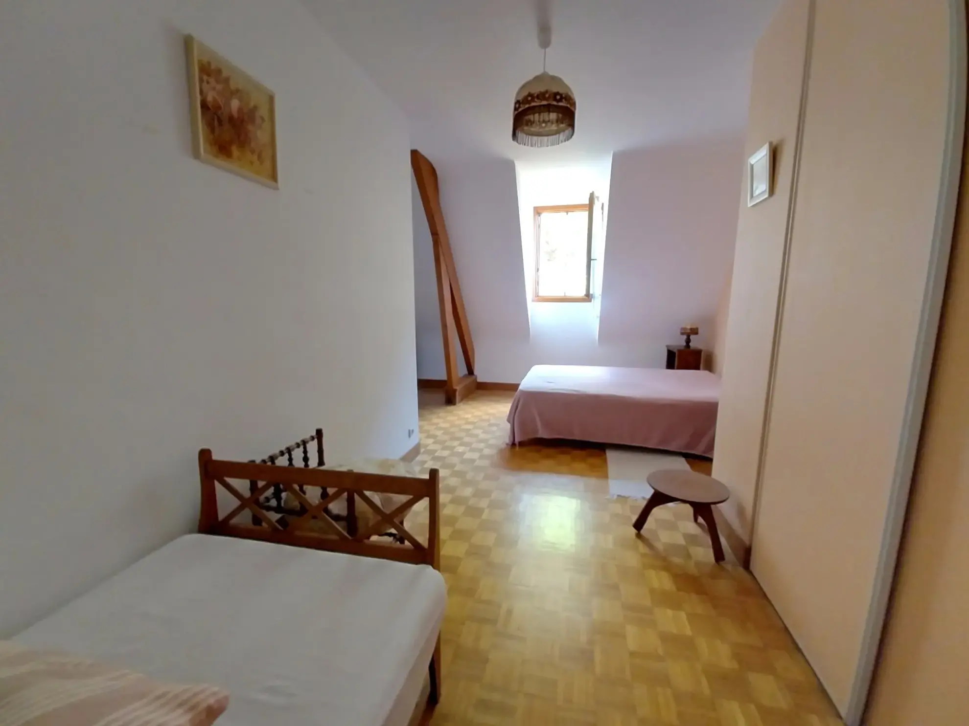 À vendre maison 4 chambres avec piscine couverte à Prigonrieux 