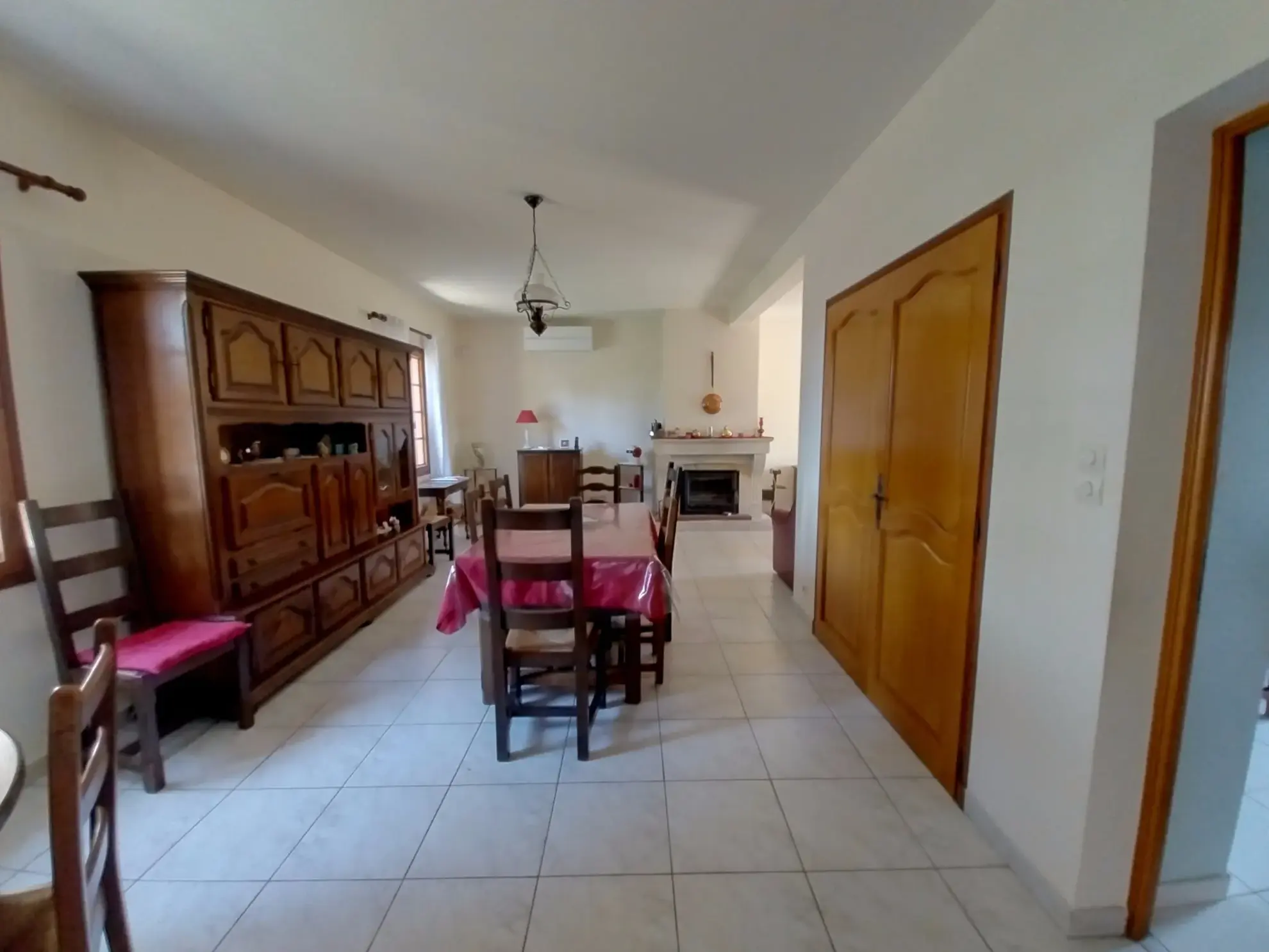 À vendre maison 4 chambres avec piscine couverte à Prigonrieux 