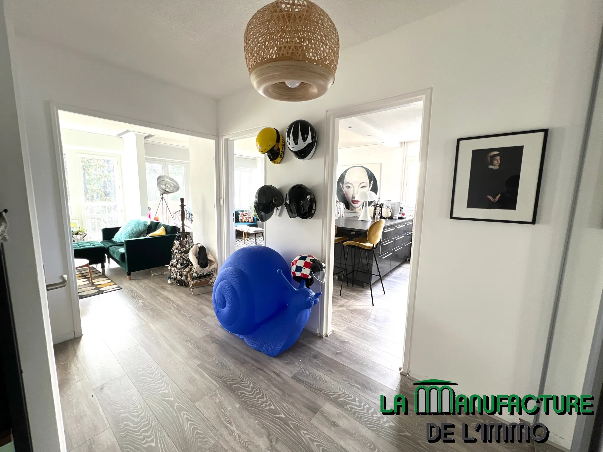 Appartement F3 avec balcon, cave et parking à Saint-Étienne 