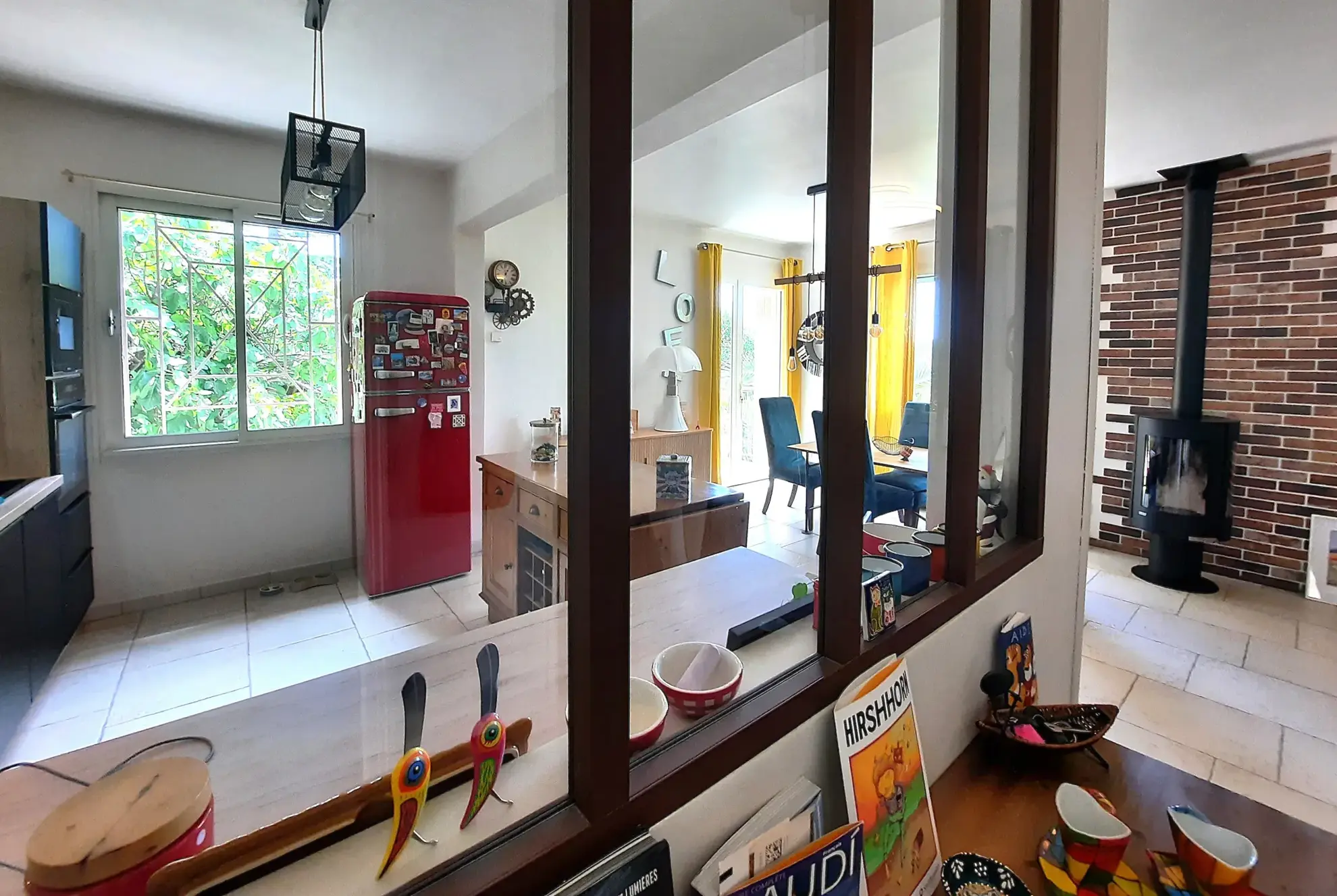 Maison de charme à vendre à Nîmes avec piscine et jardin clos 