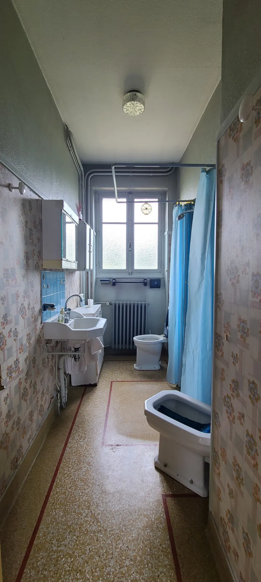 Charmante villa de plain-pied proche de Marmande avec 3 chambres et grand garage 