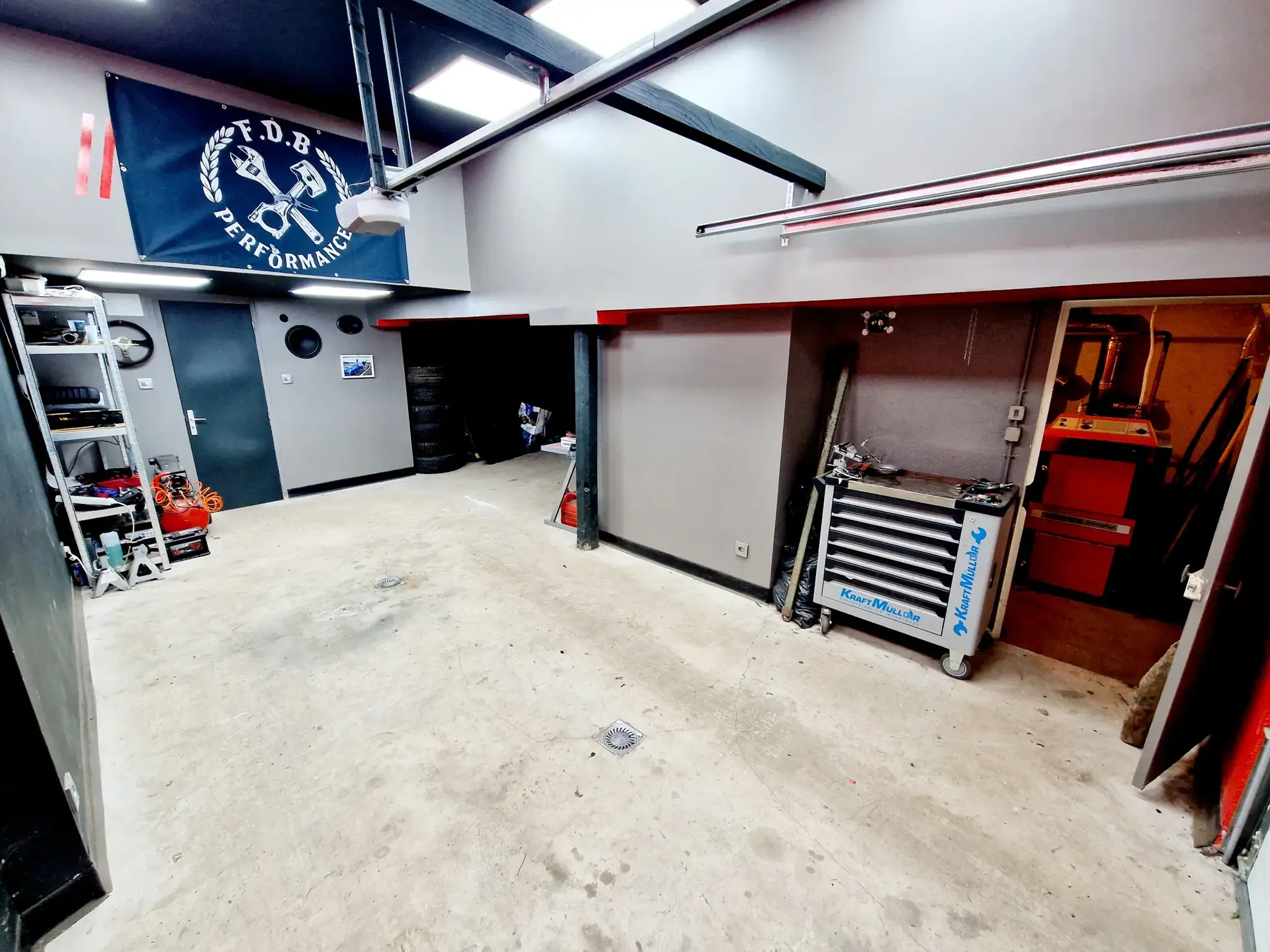 Maison à rénover de 133 m² avec grand terrain à Passavant-la-Rochère 