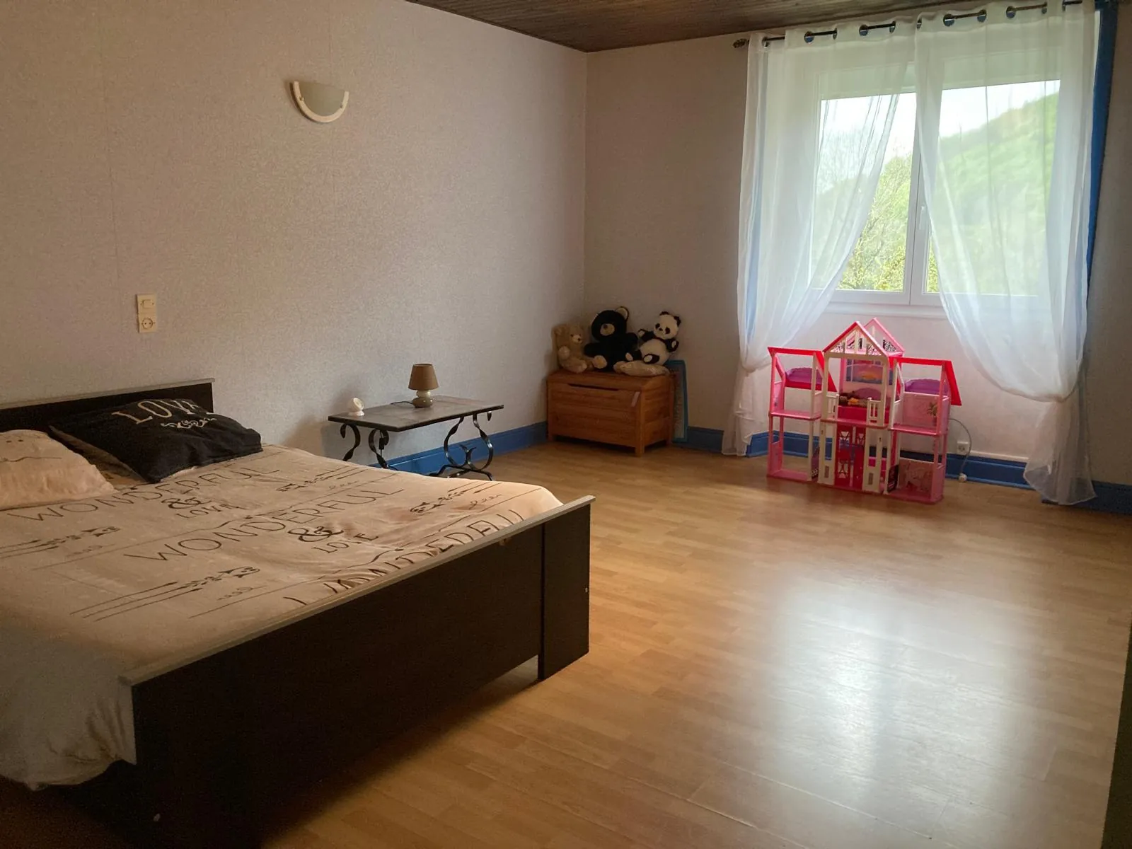 Maison de village à Laveissière – Potentiel gîte ou résidence familiale 