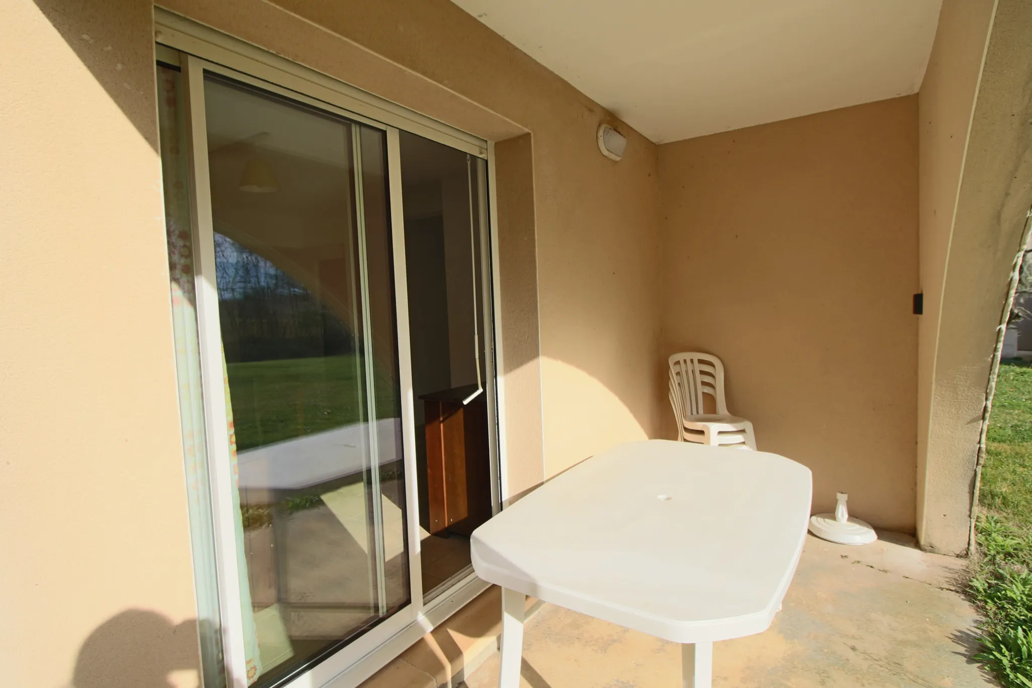 Appartement de 42 m² avec terrasse, piscine chauffée à Prayssac 