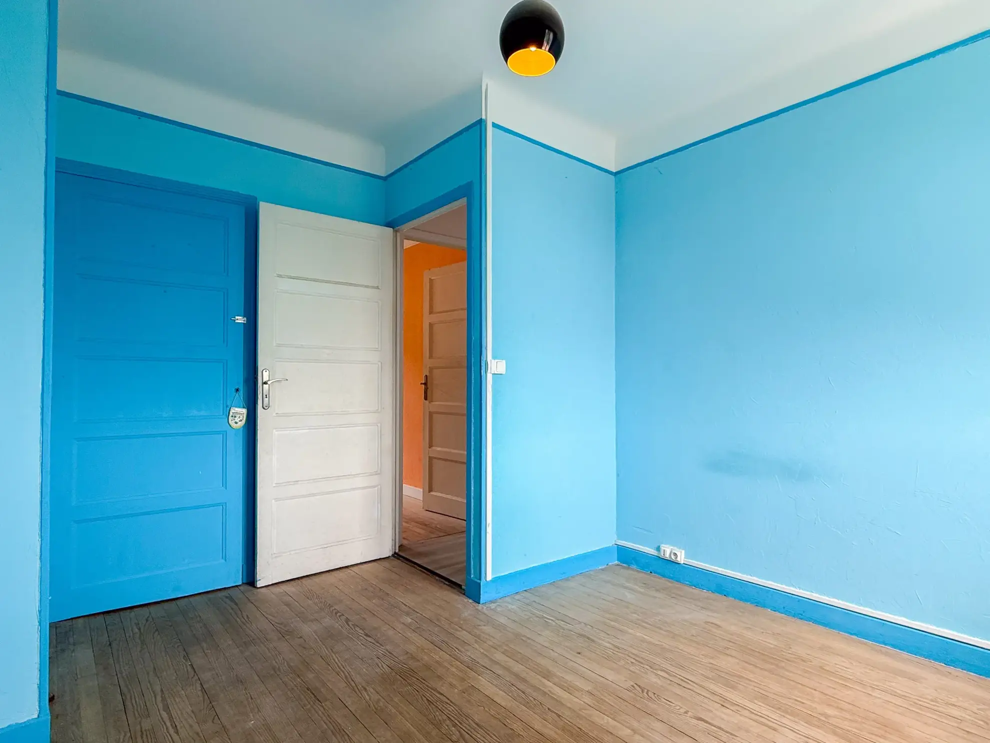 Appartement spacieux de 4 chambres avec cave au Pouzin 