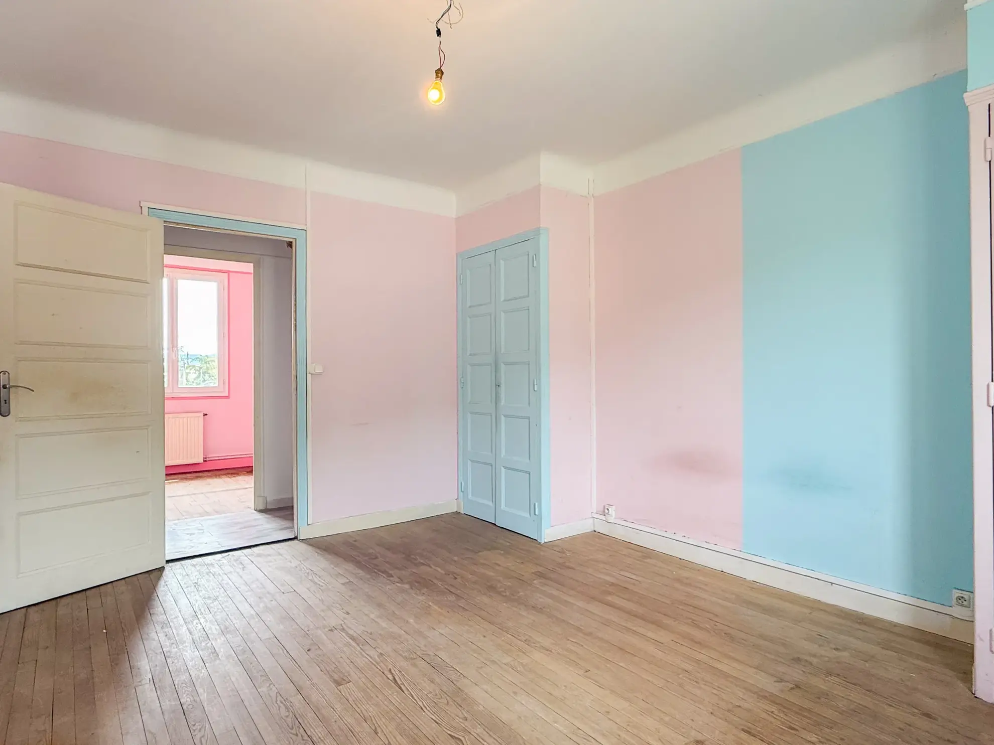 Appartement spacieux de 4 chambres avec cave au Pouzin 