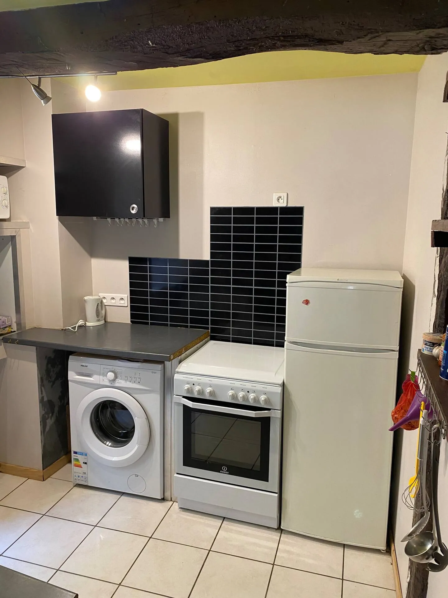 Maison de village à vendre à Creissels, 95m², 3 chambres, cave 