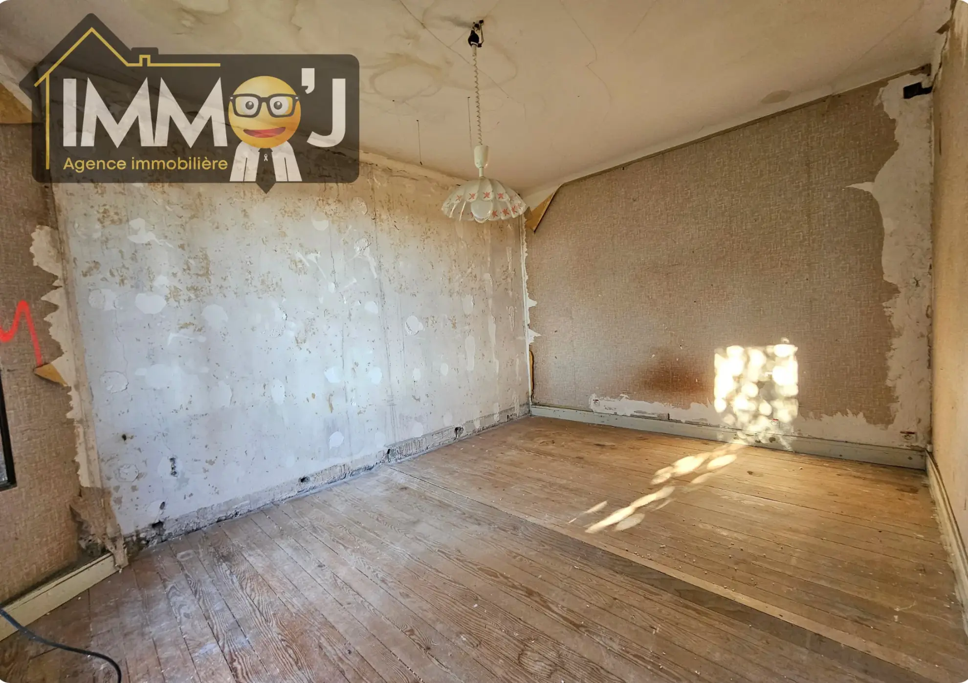 Immeuble à Neuves-Maisons avec grande potentiel et travaux à prévoir 