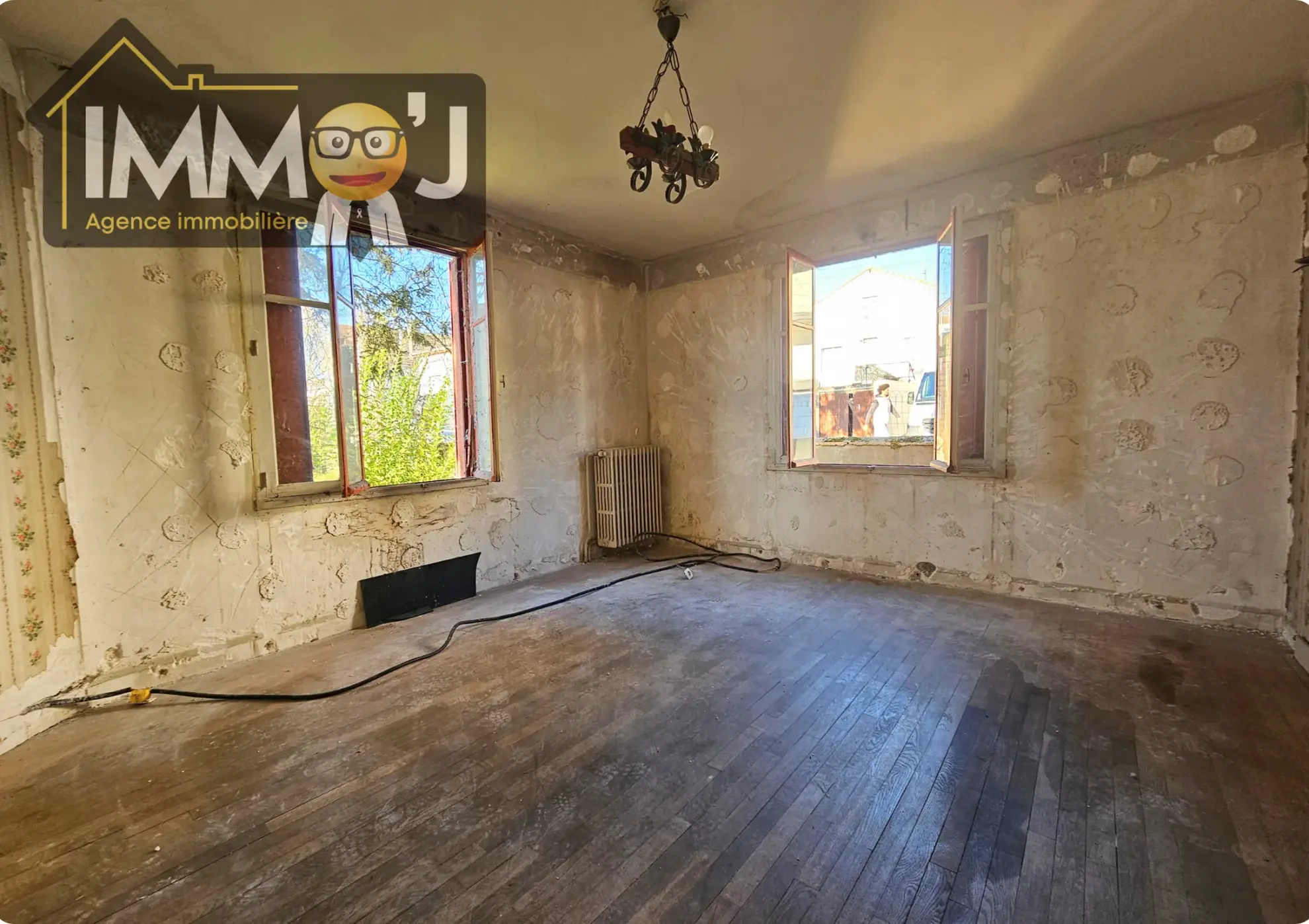 Immeuble à Neuves-Maisons avec grande potentiel et travaux à prévoir 