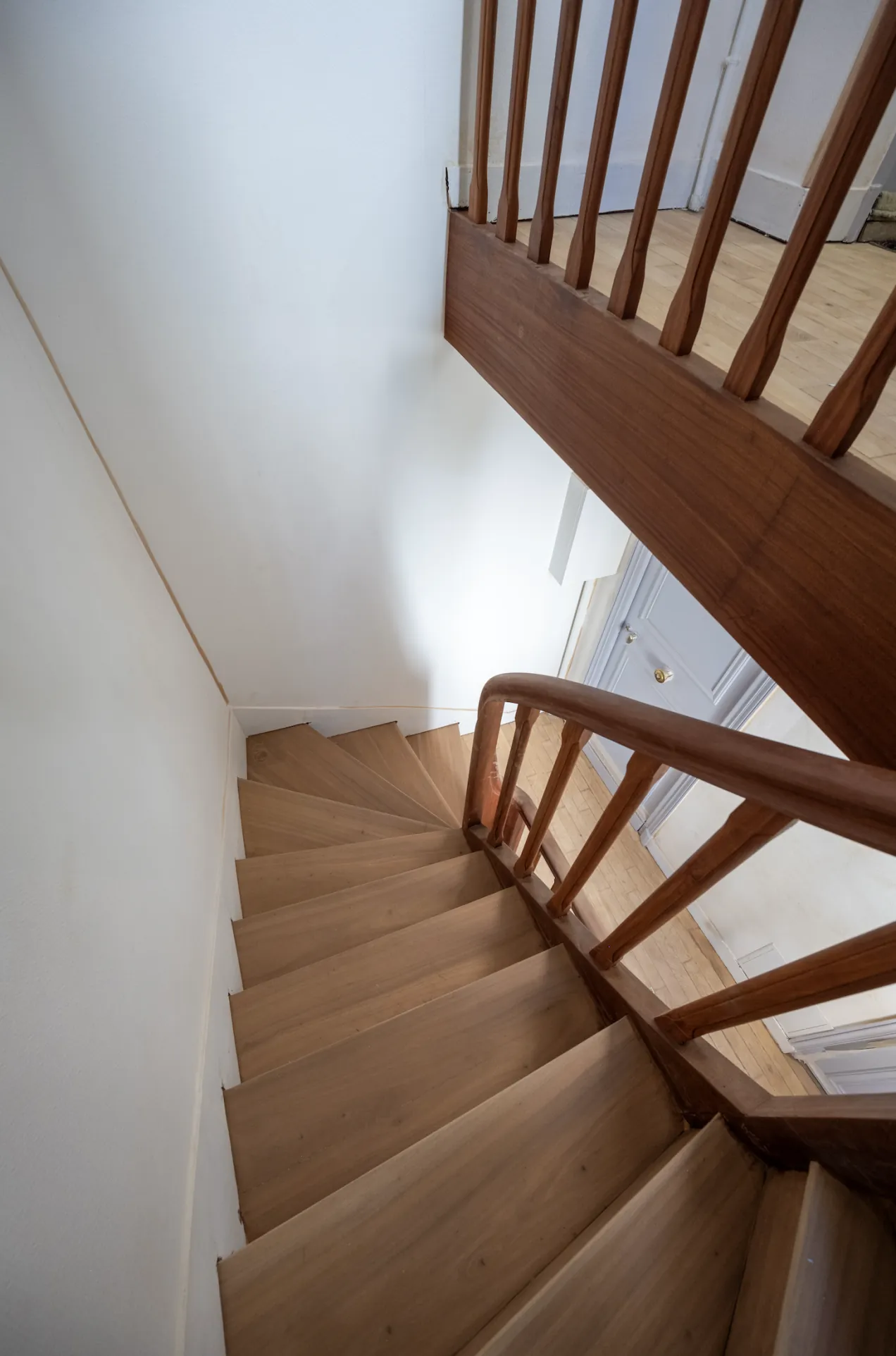 Appartement de 34 m² à Montparnasse, lumineux, proche Gare et théâtres 