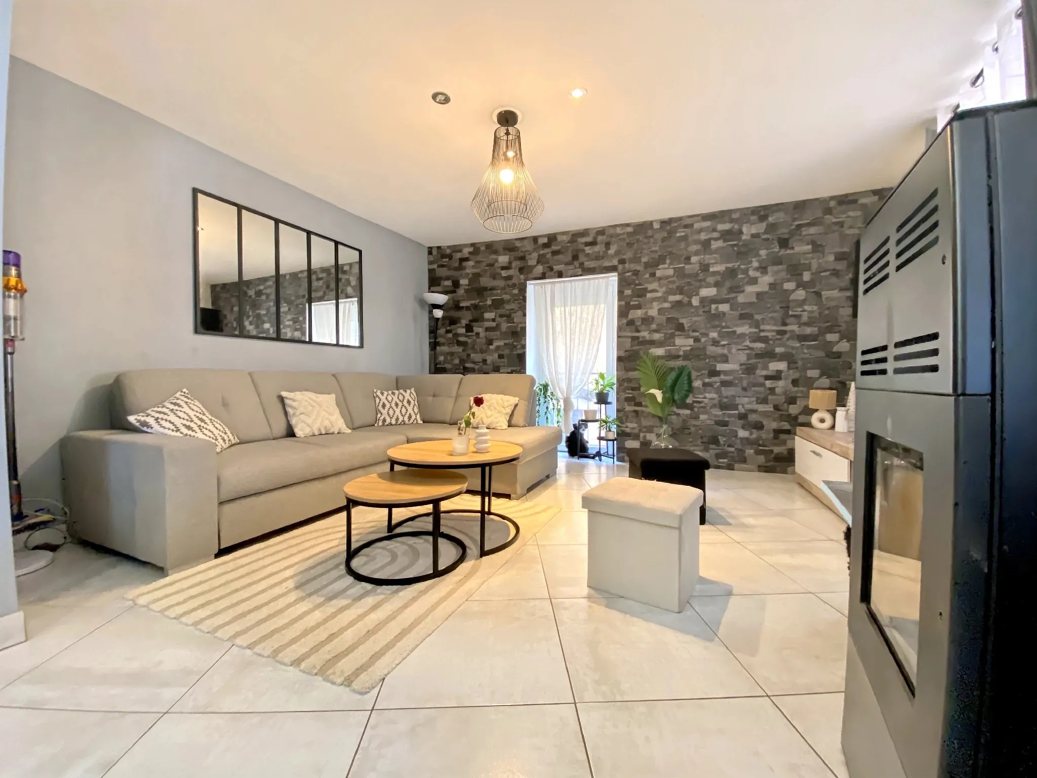 Maison de ville rénovée de 112 m² à Saint-Affrique, secteur Millau