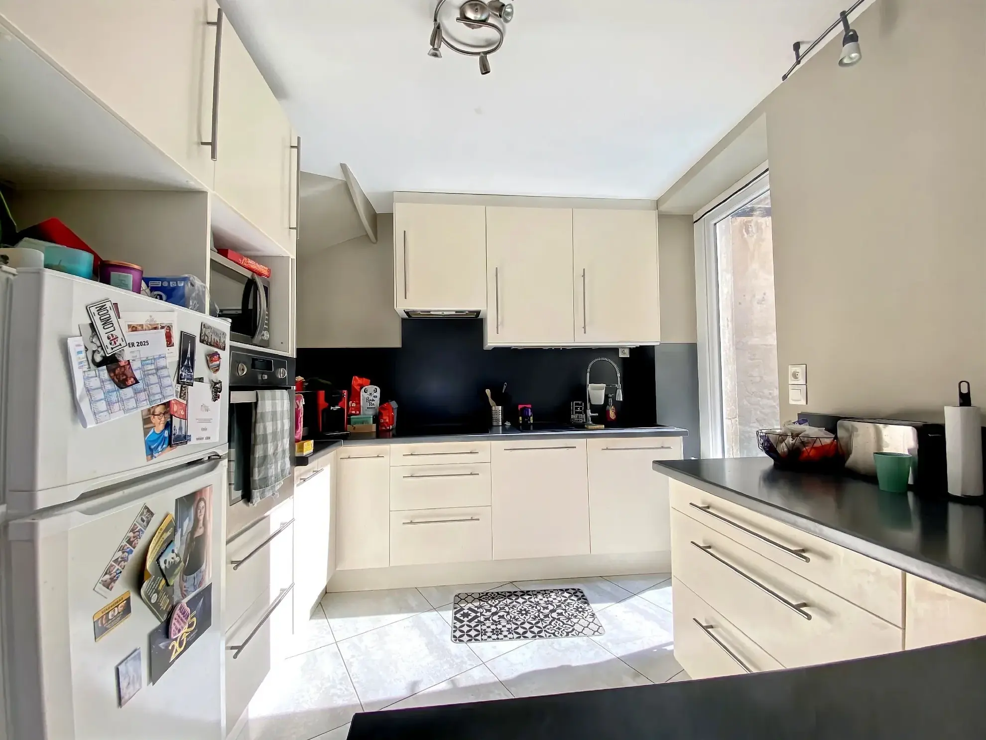 Maison de ville rénovée de 112 m² à Saint-Affrique, secteur Millau 