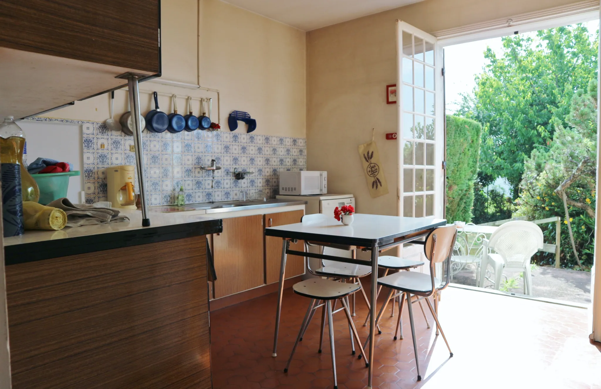 Maison familiale 161 m² avec sous-sol à Saintes – idéal proche écoles et lycée 