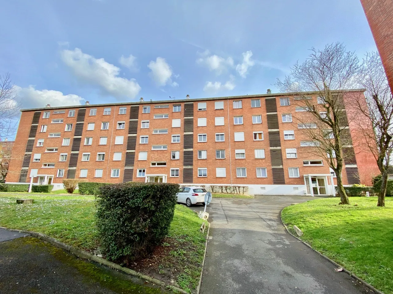 Appartement Type 5 avec balcon, garage à Rousies - Opportunité à saisir