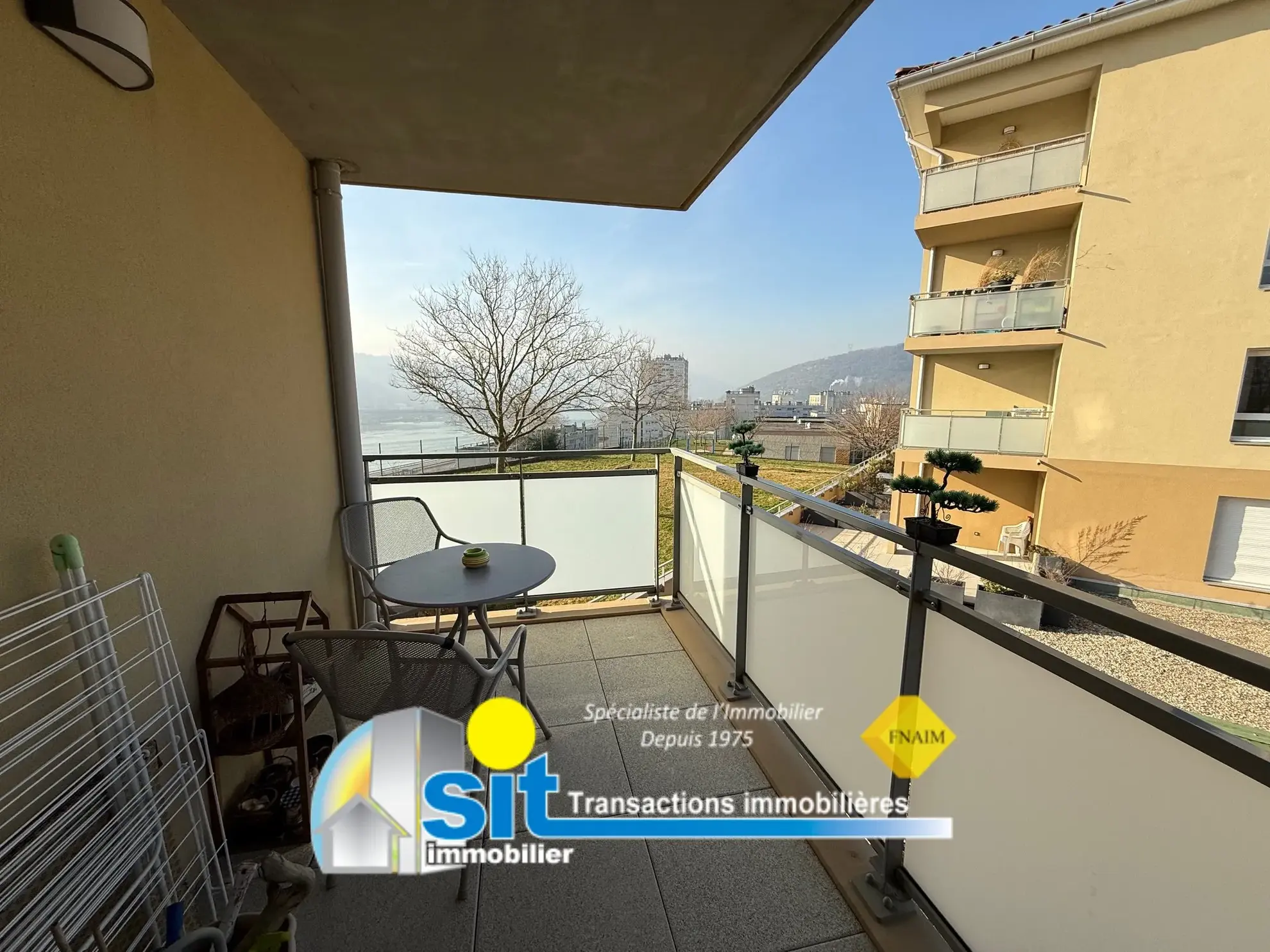 Appartement 2 pièces avec terrasse et garage à Vienne Estressin - Neuf 2022
