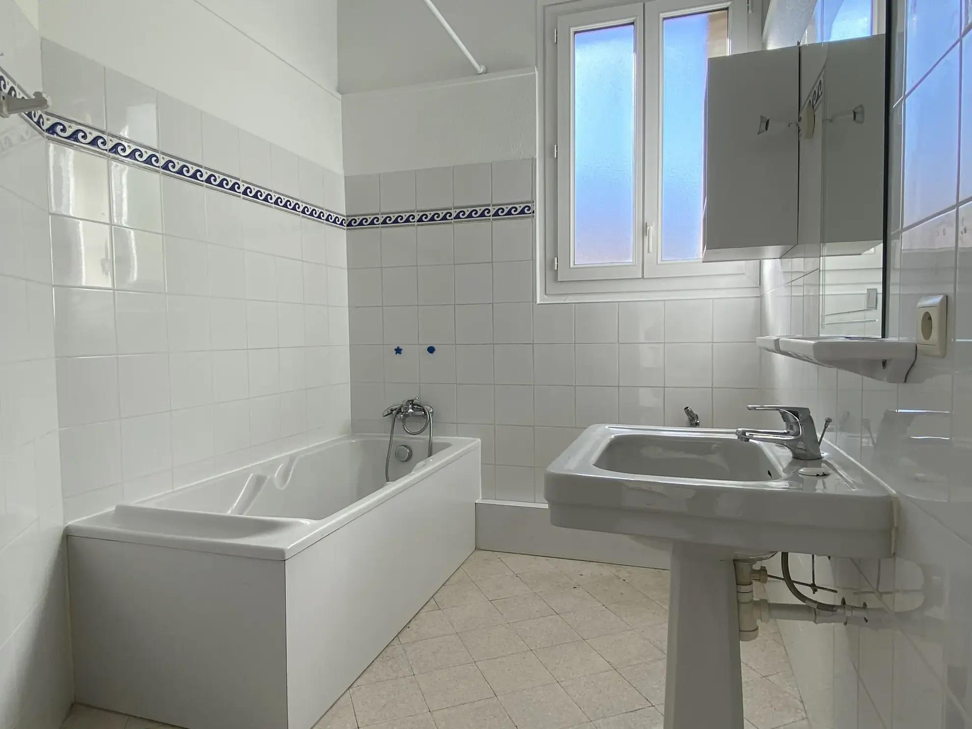 Appartement lumineux de 97m² avec cave et parking à La Lunette, Perpignan 