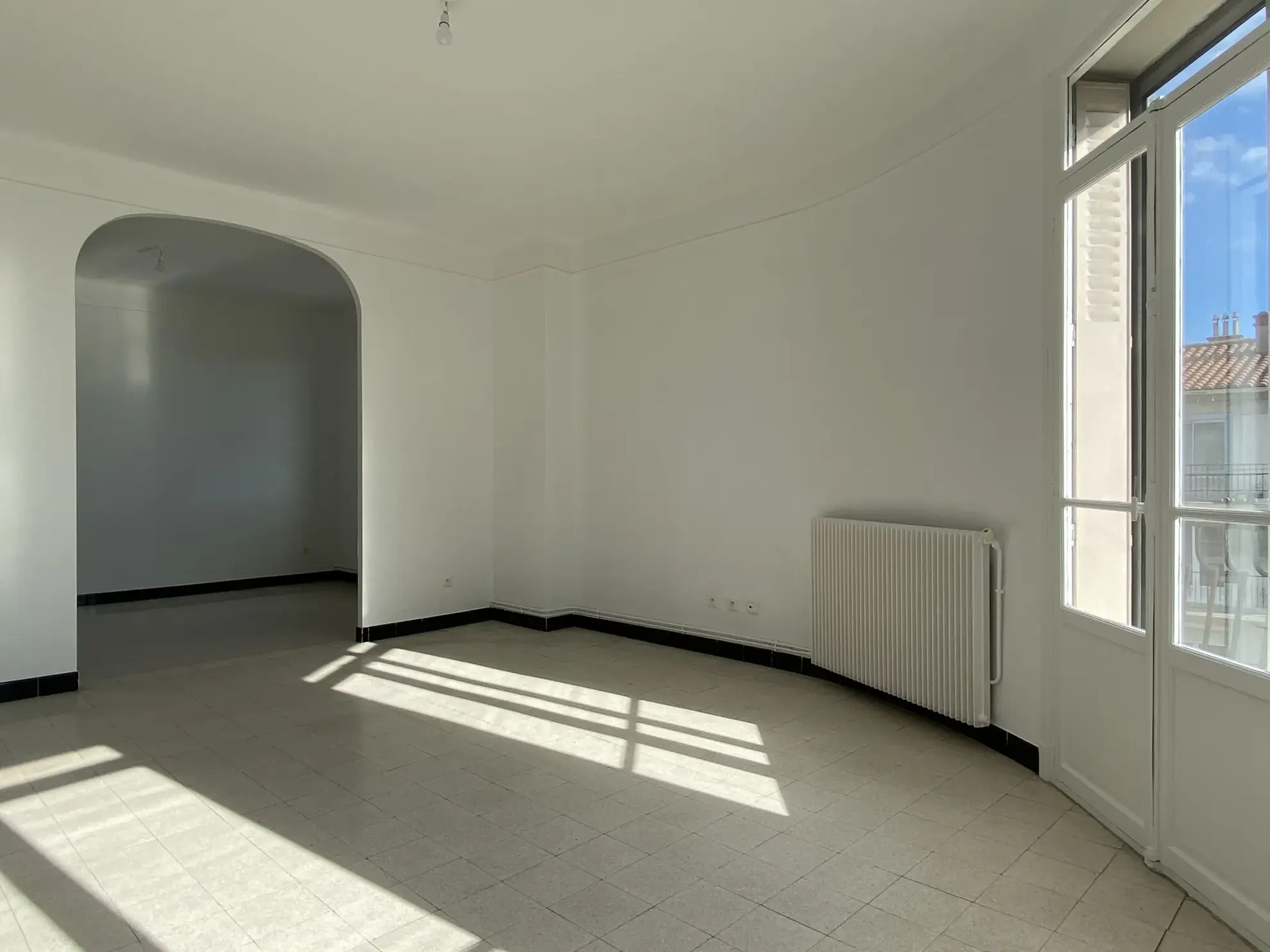 Appartement lumineux de 97m² avec cave et parking à La Lunette, Perpignan