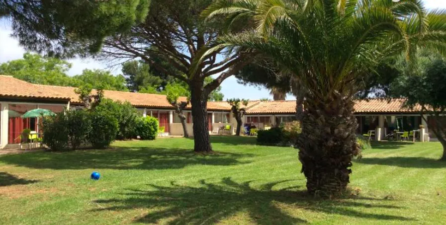 Studio climatisé avec terrasse à Perols, parfait pour investissement ou premier achat