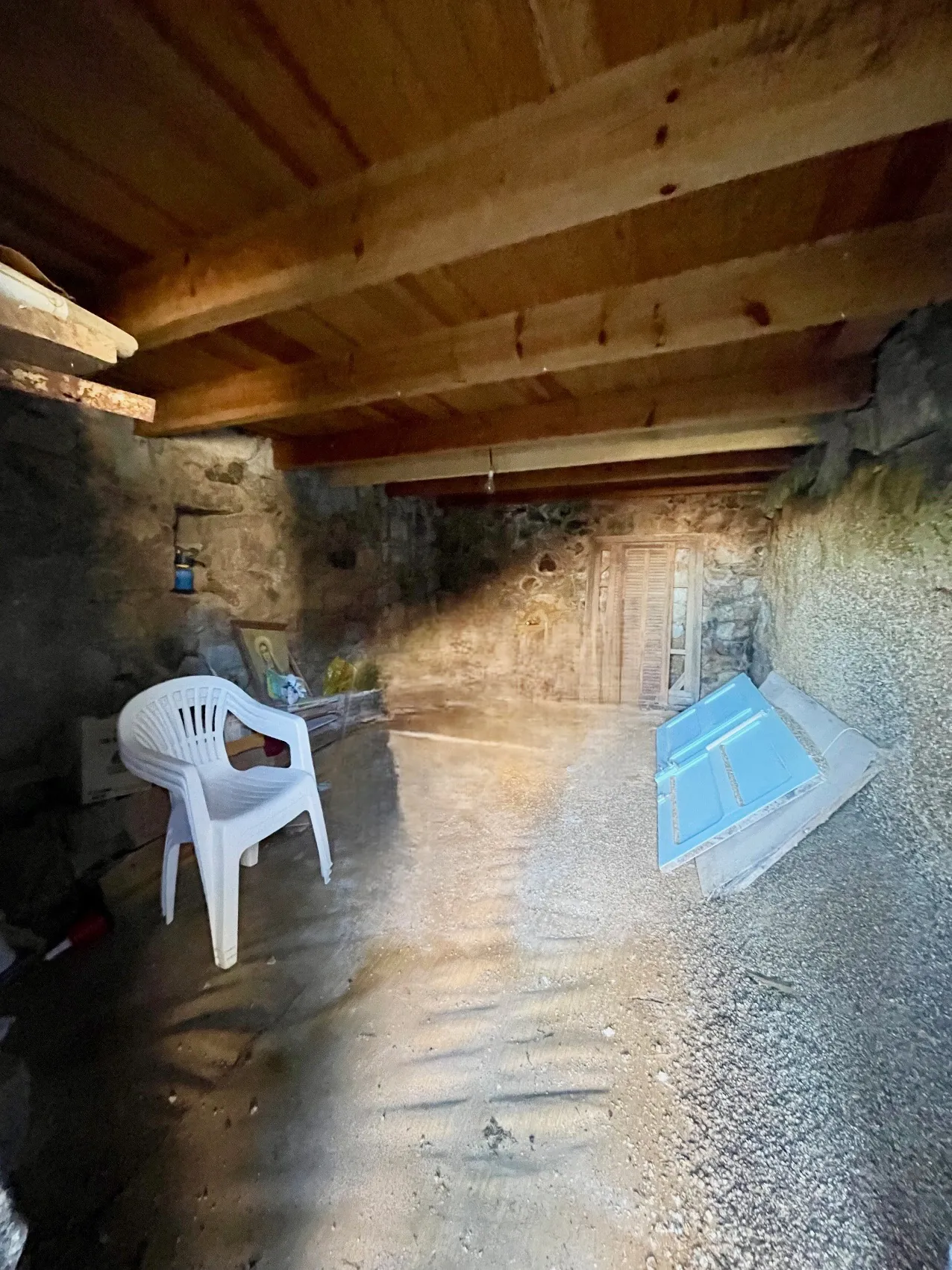 Appartement en rez-de-chaussée avec cave à Petreto-Bicchisano – Idéal rénovation 
