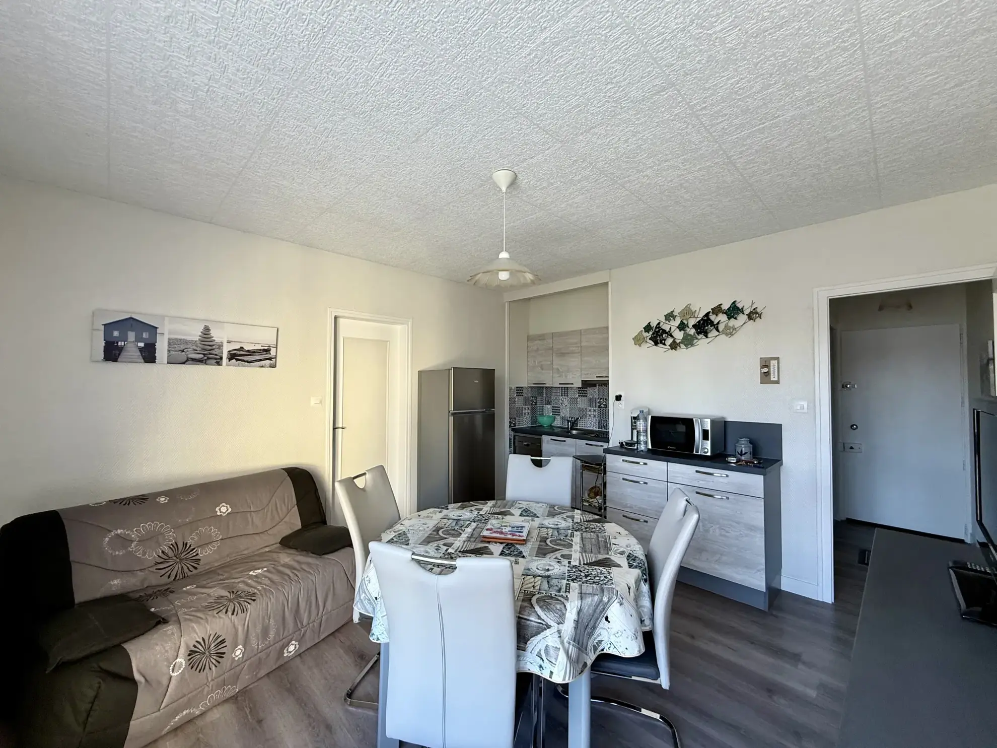 Appartement T2 rénové avec parking en front de mer à Saint-Jean-de-Monts 