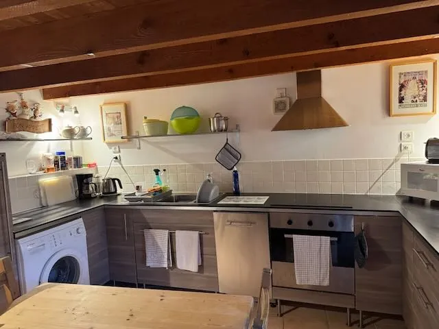 Charmante maison en pierre avec piscine à Saint Juire Champgillon 