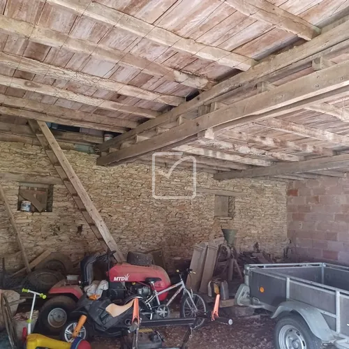 Ensemble immobilier en pierre avec terrain de 3,7ha en Bouriane, Lot 