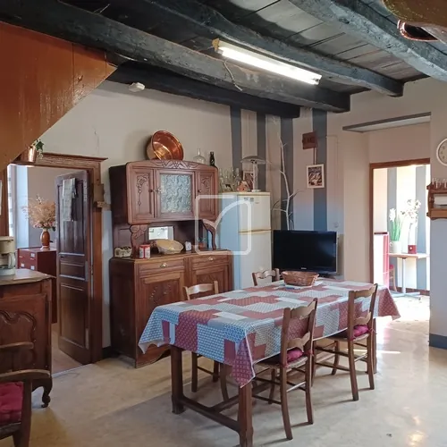 Ensemble immobilier en pierre avec terrain de 3,7ha en Bouriane, Lot 