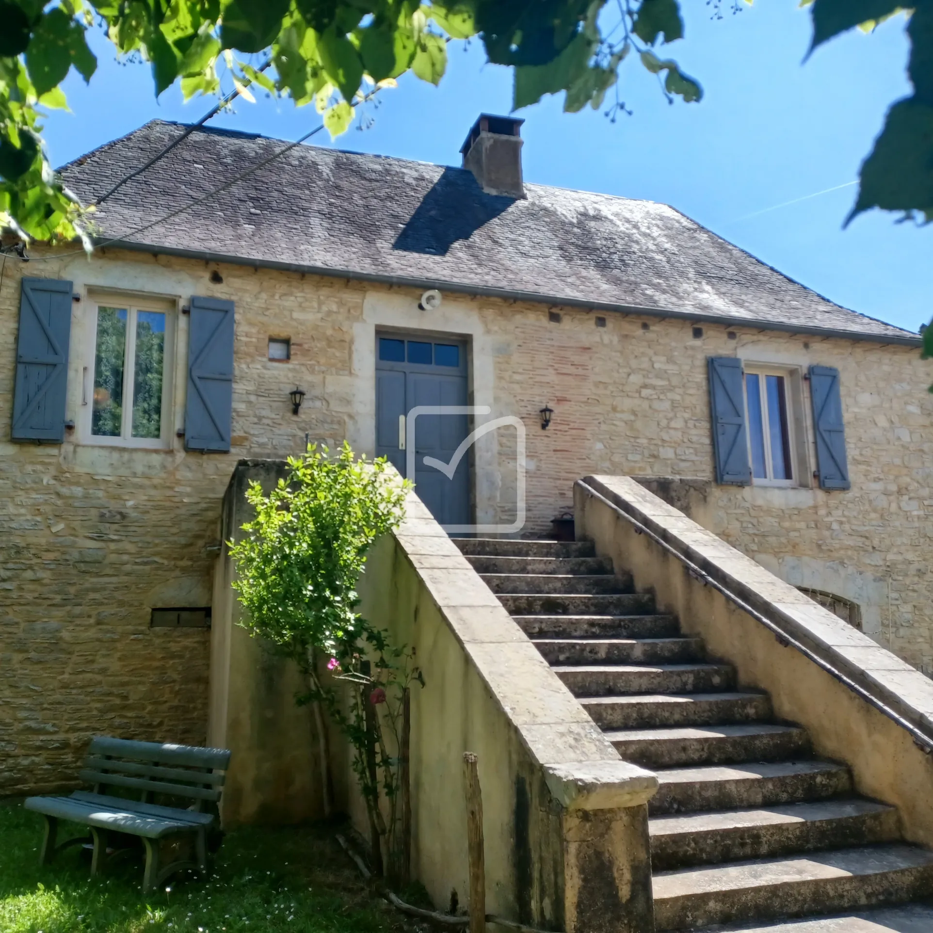 Ensemble immobilier en pierre avec terrain de 3,7ha en Bouriane, Lot 